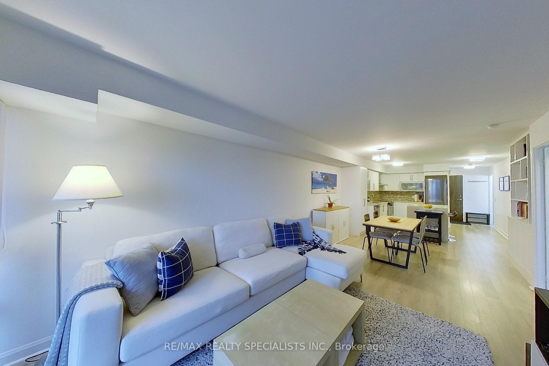 1 Michael Power Place Unit 310 photo 3