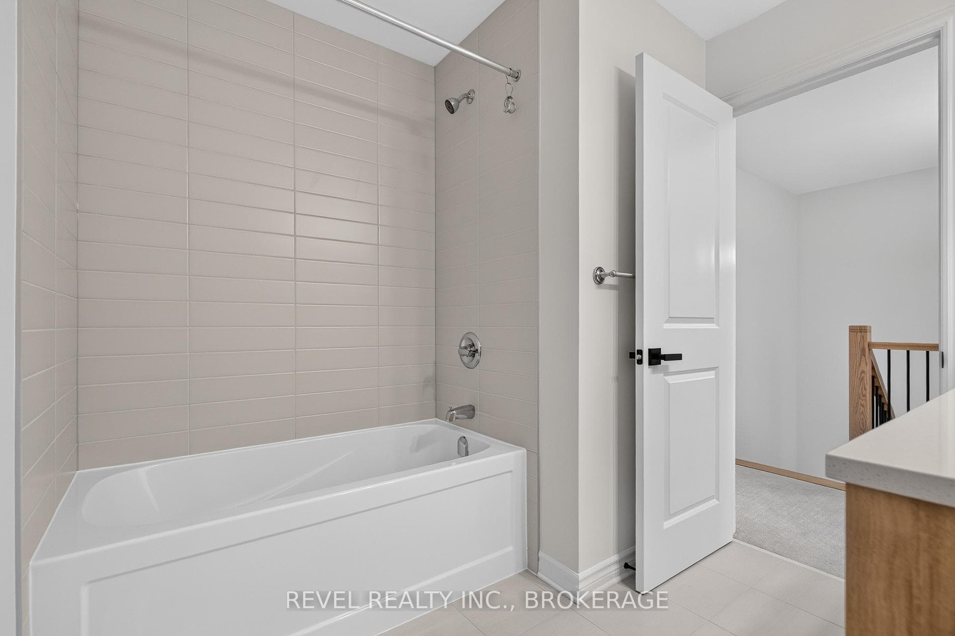 444 Buckthorn Drive photo 31