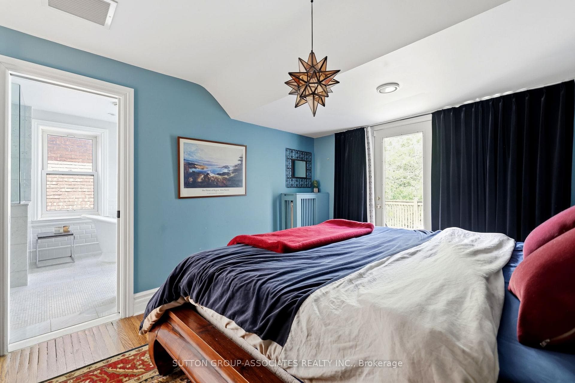 33 Albany Avenue photo 34