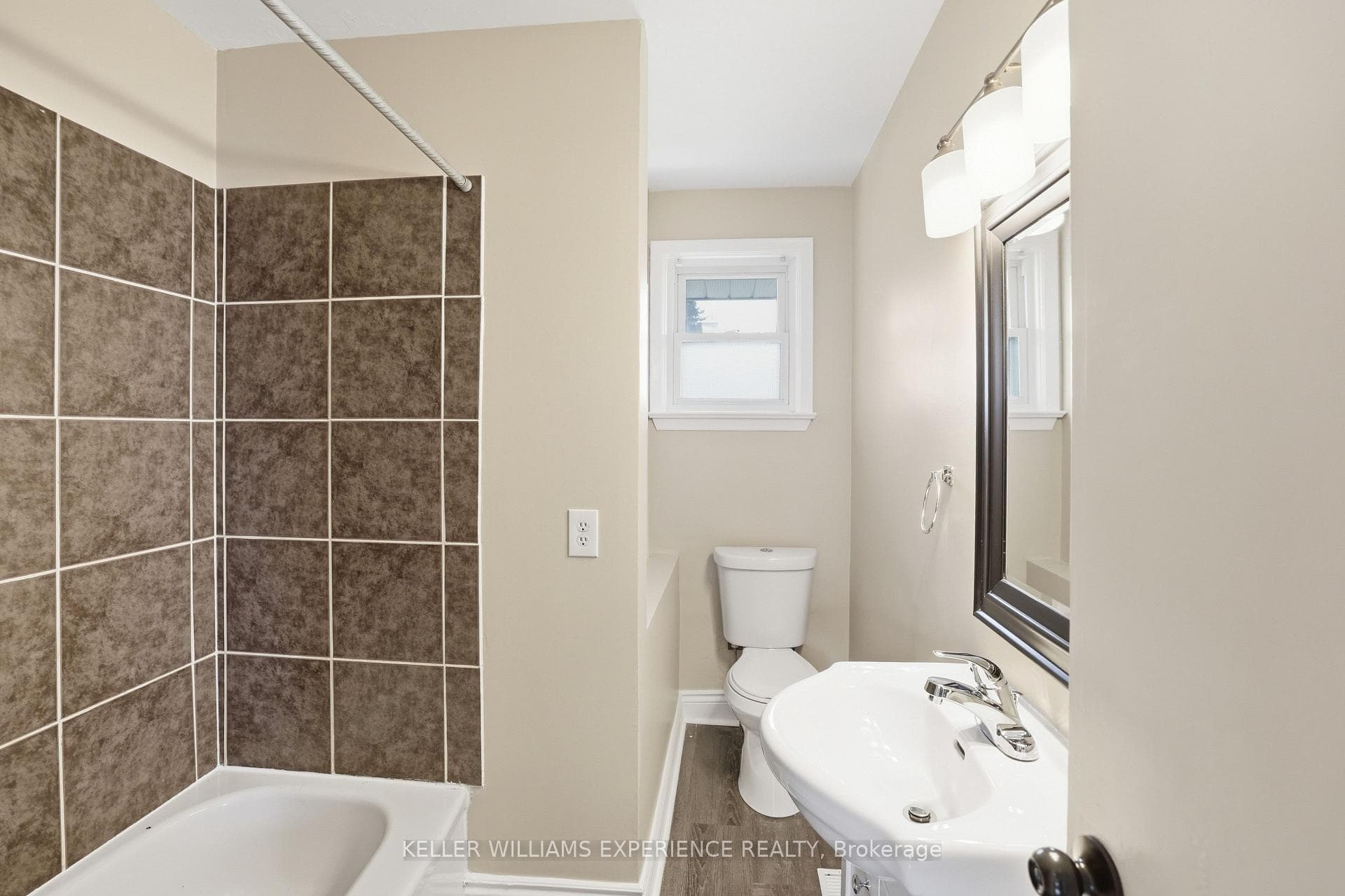 620 OAK Street photo 21