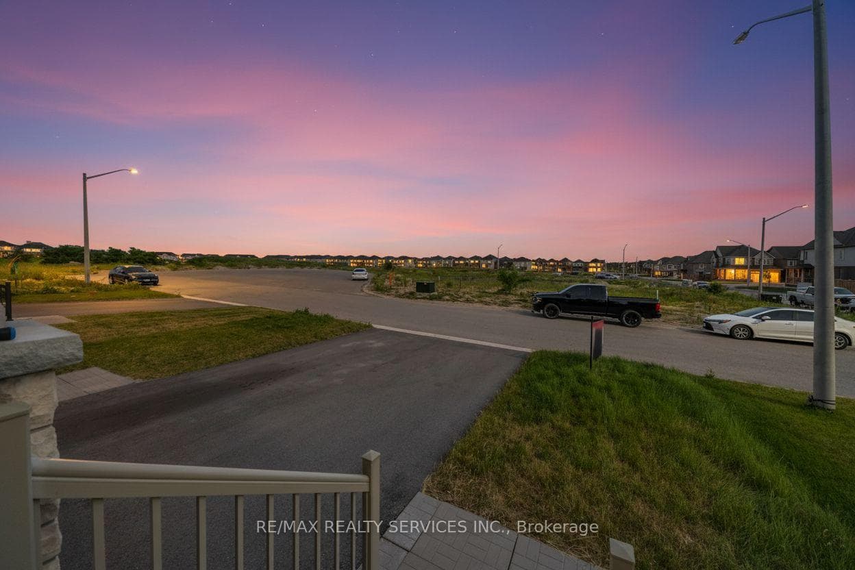 69 Kirkwood Way photo 41