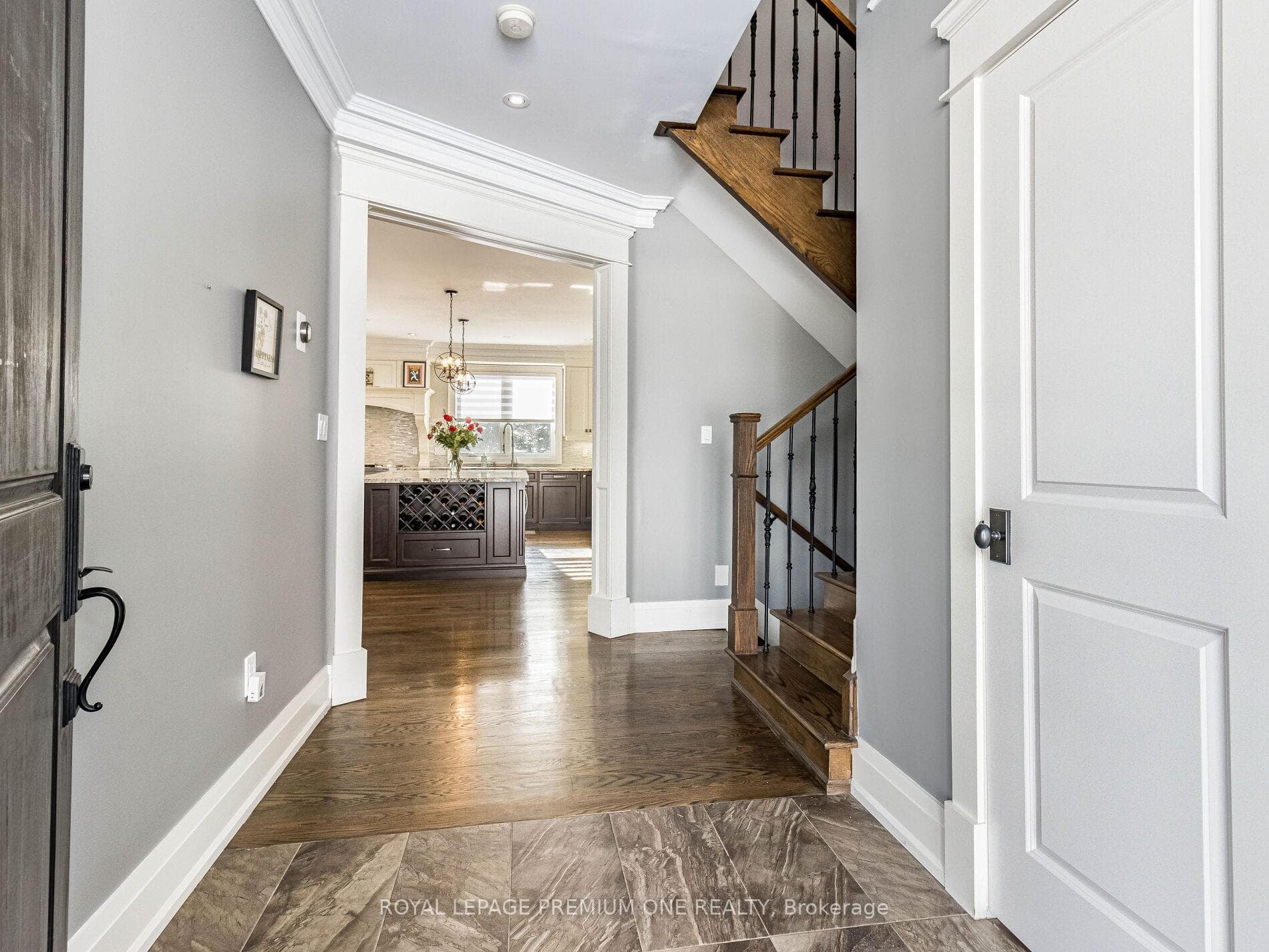 119 Dennison Street photo 3
