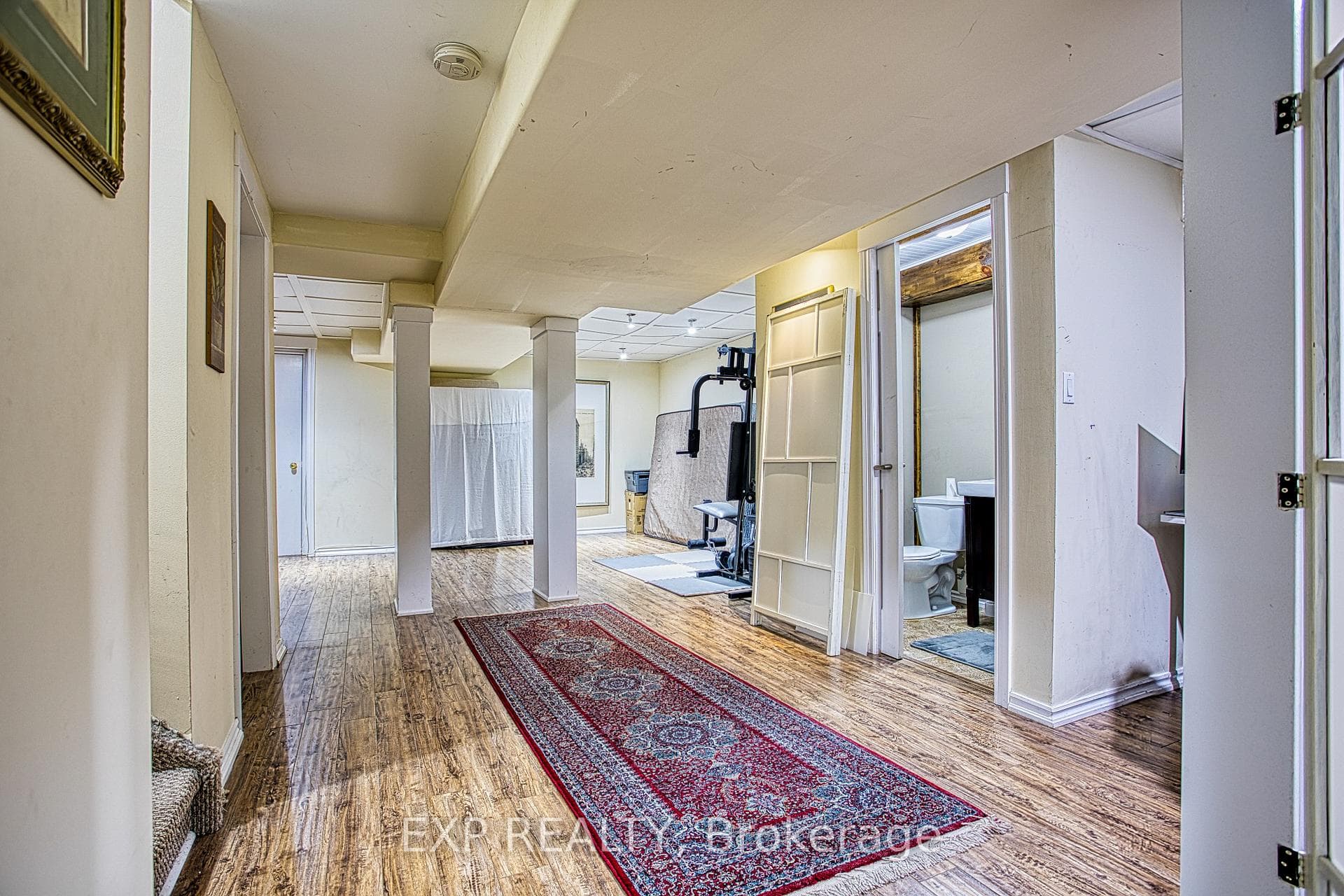 206 Springstead Avenue photo 33