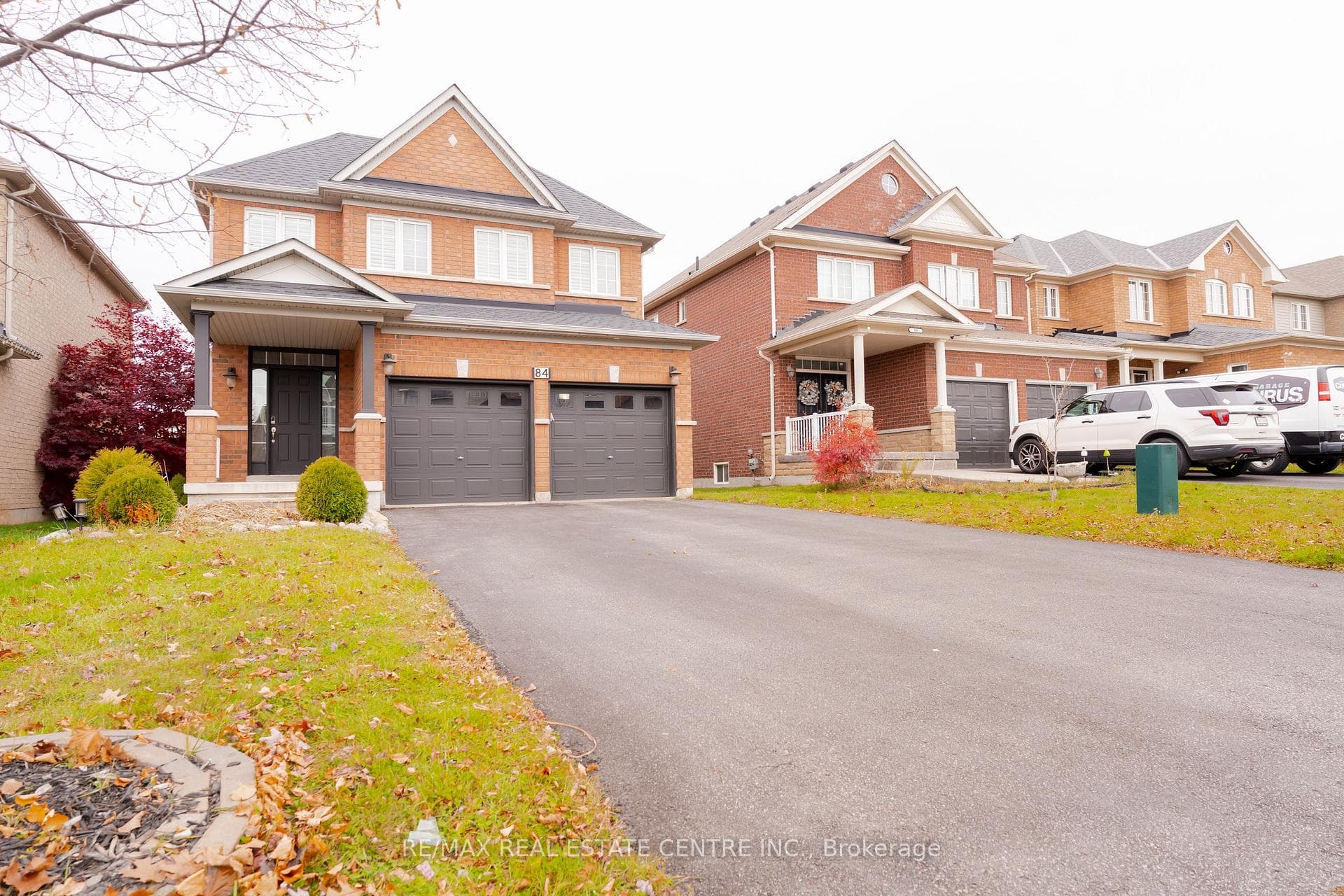 84 Monarchy Street photo 2