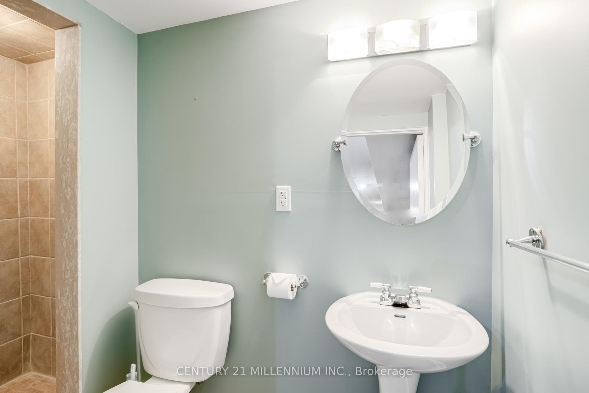 25 Heathwood Drive photo 22
