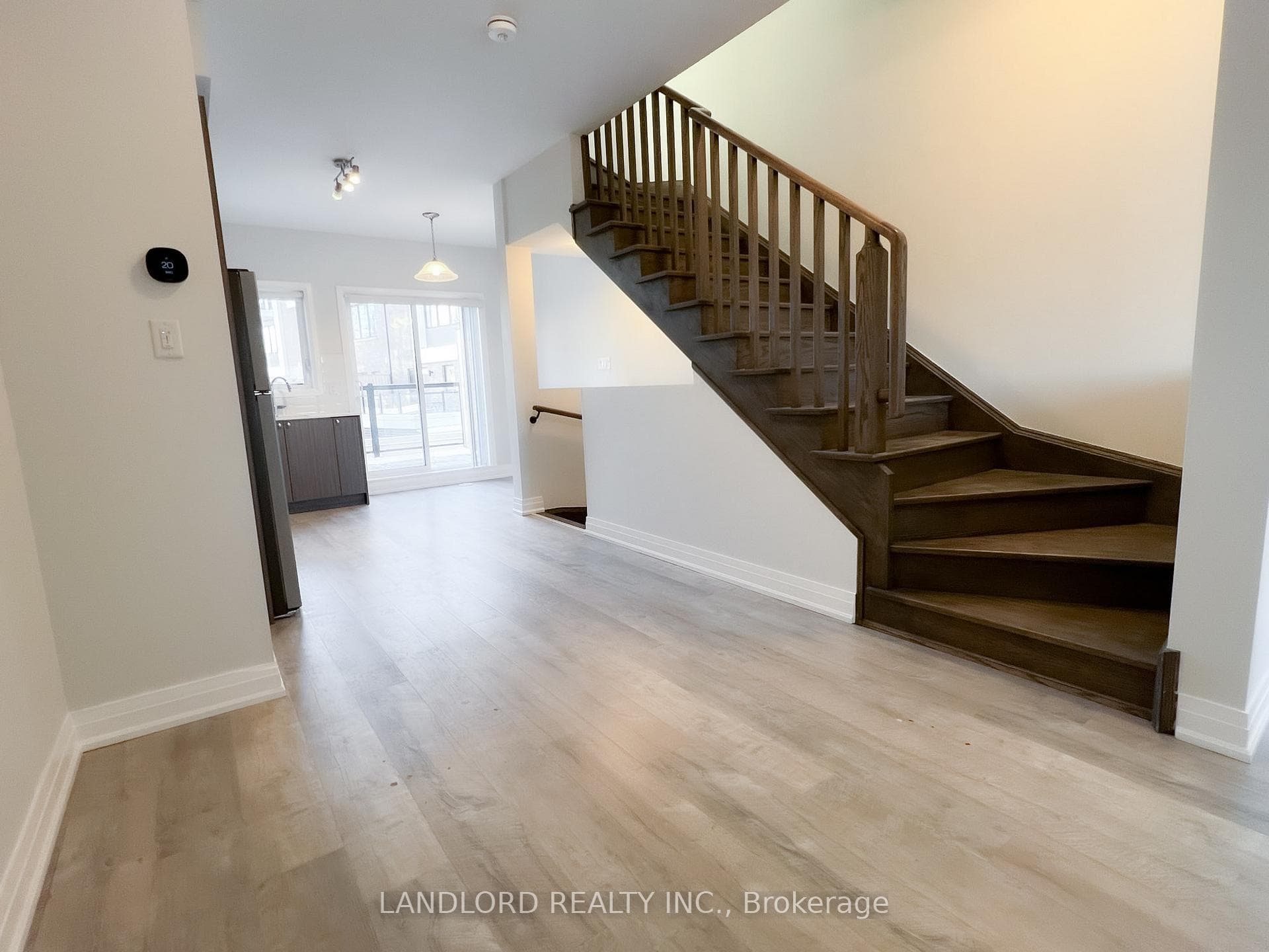 169 Downsview Park Boulevard photo 4