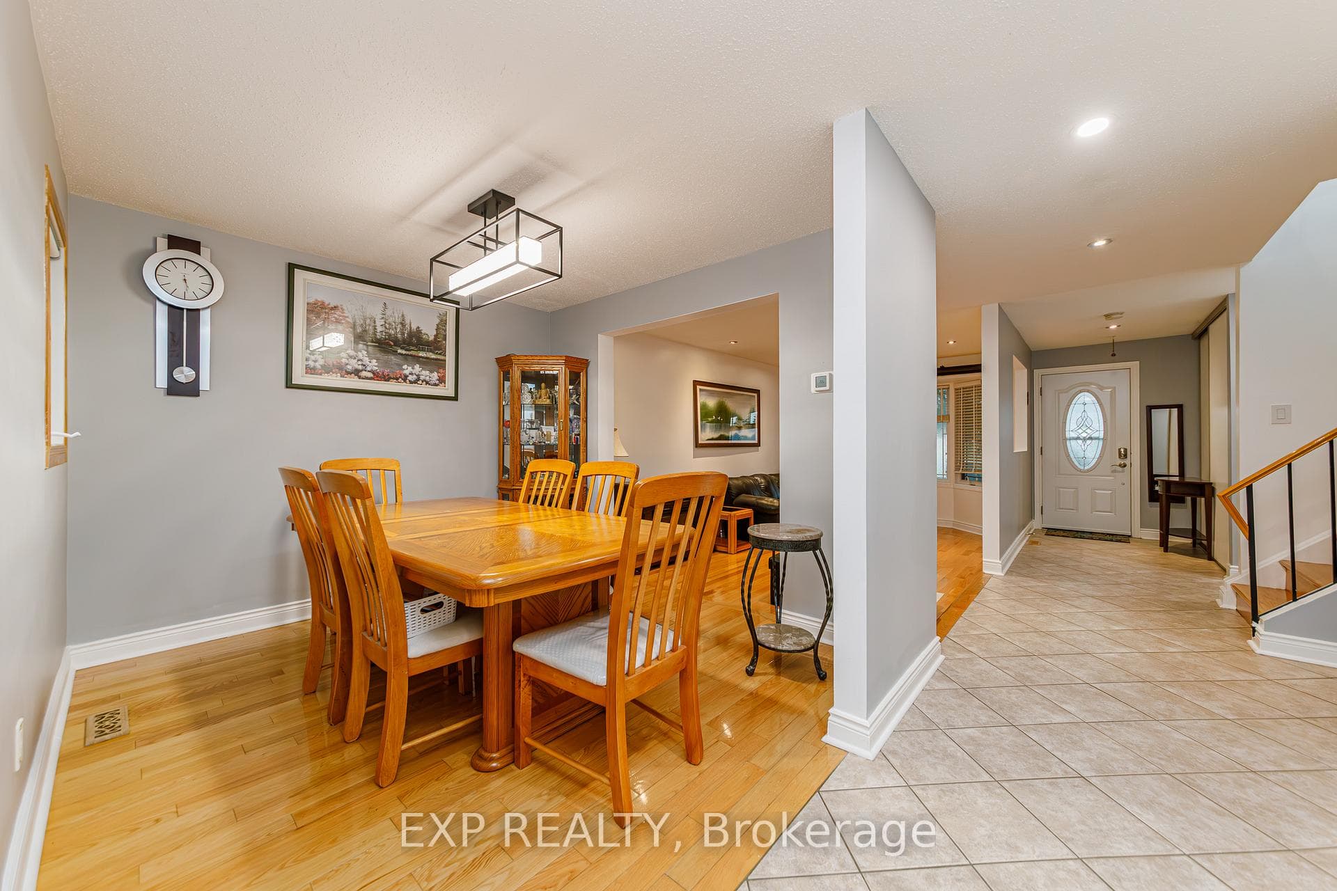1237 Cedarcroft Crescent photo 10