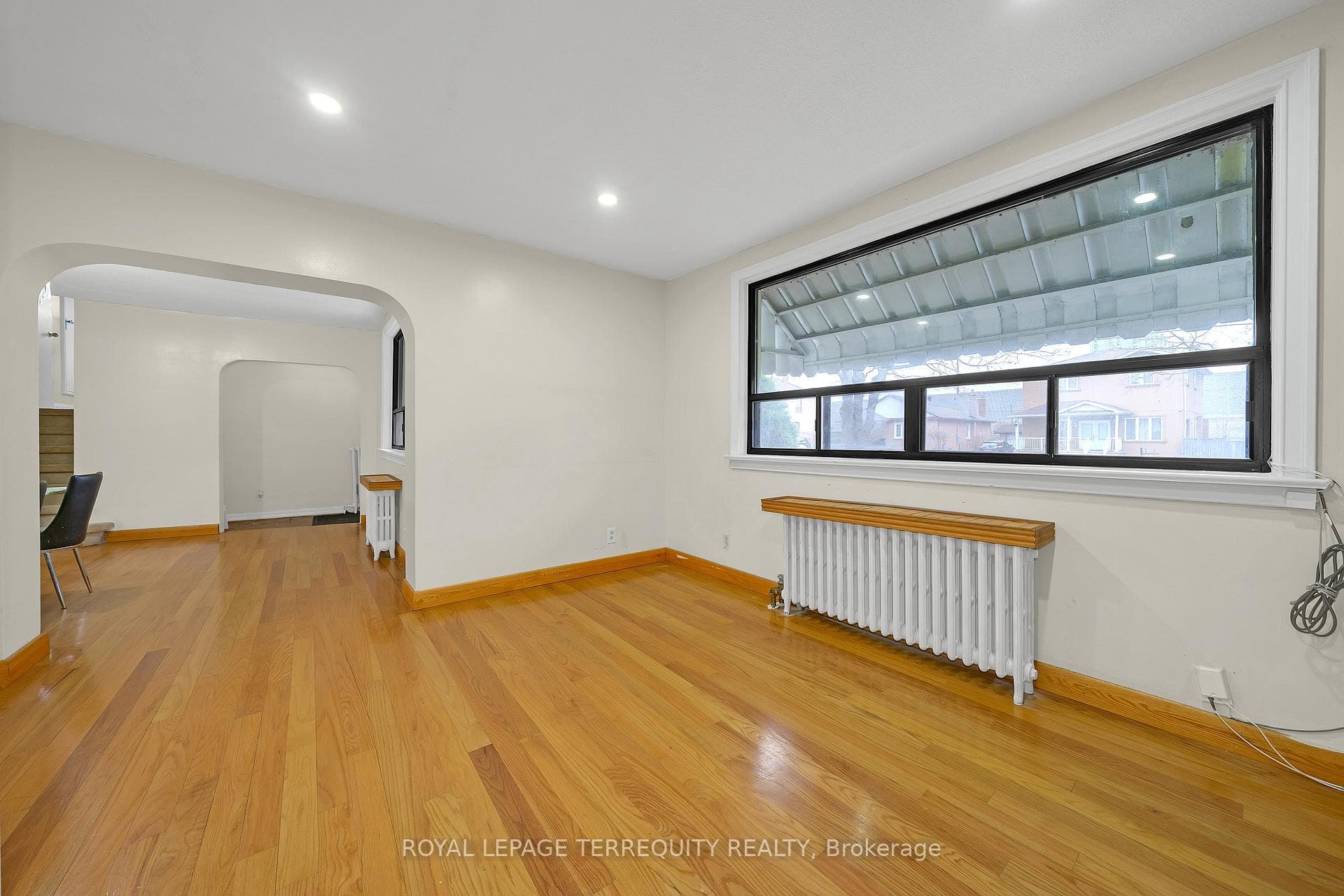 34 Downsview Avenue photo 6