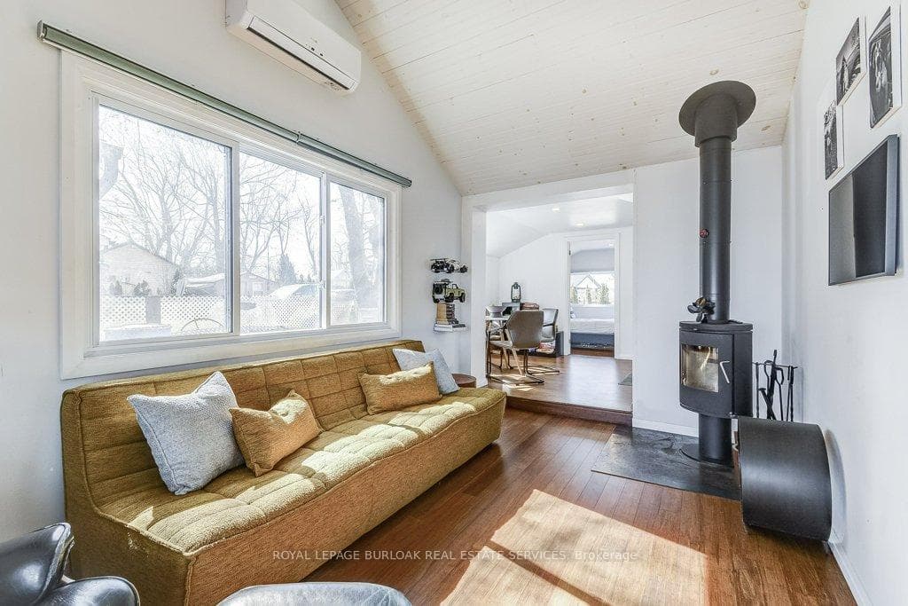 3 Orchard Lane photo 10