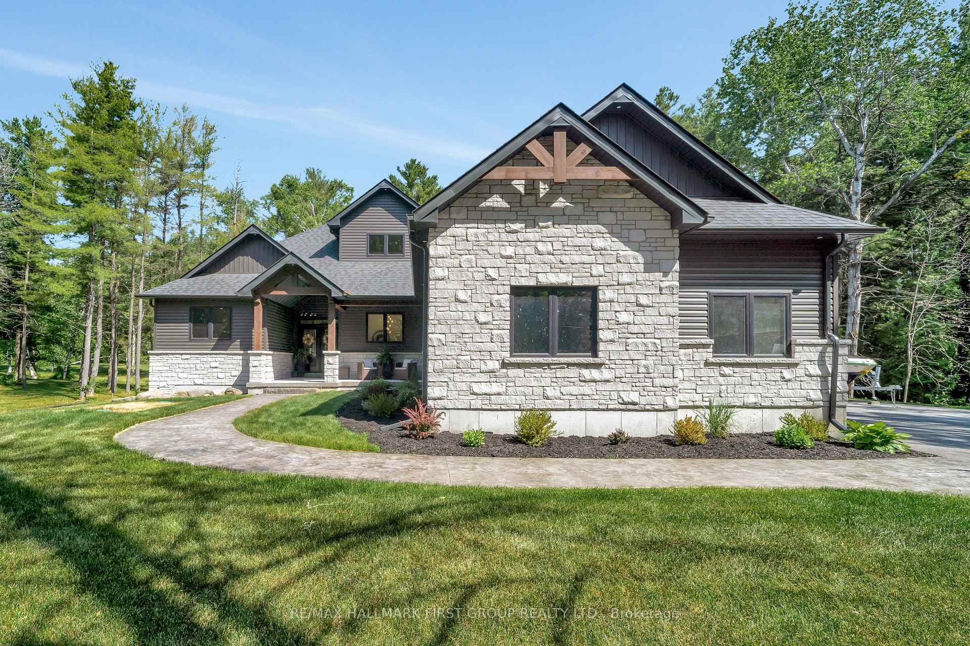 376 Whites Road photo 1