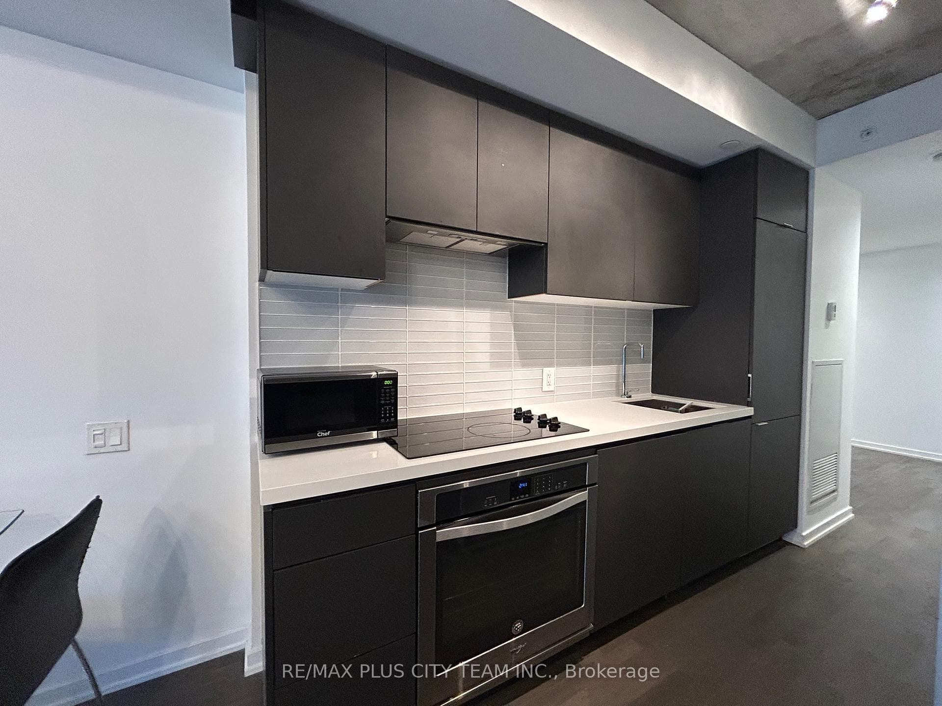 60 Colborne Street Unit 419 photo 4