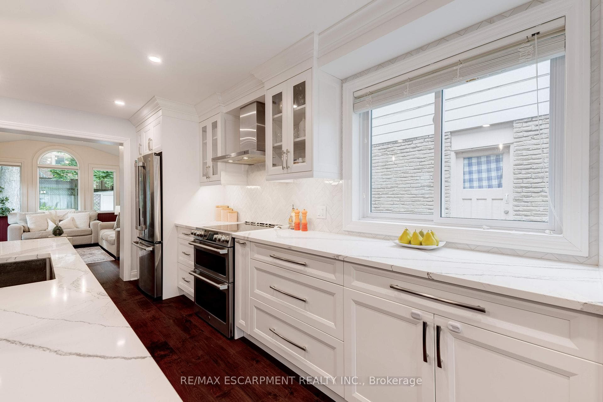 55 Culham Street photo 9
