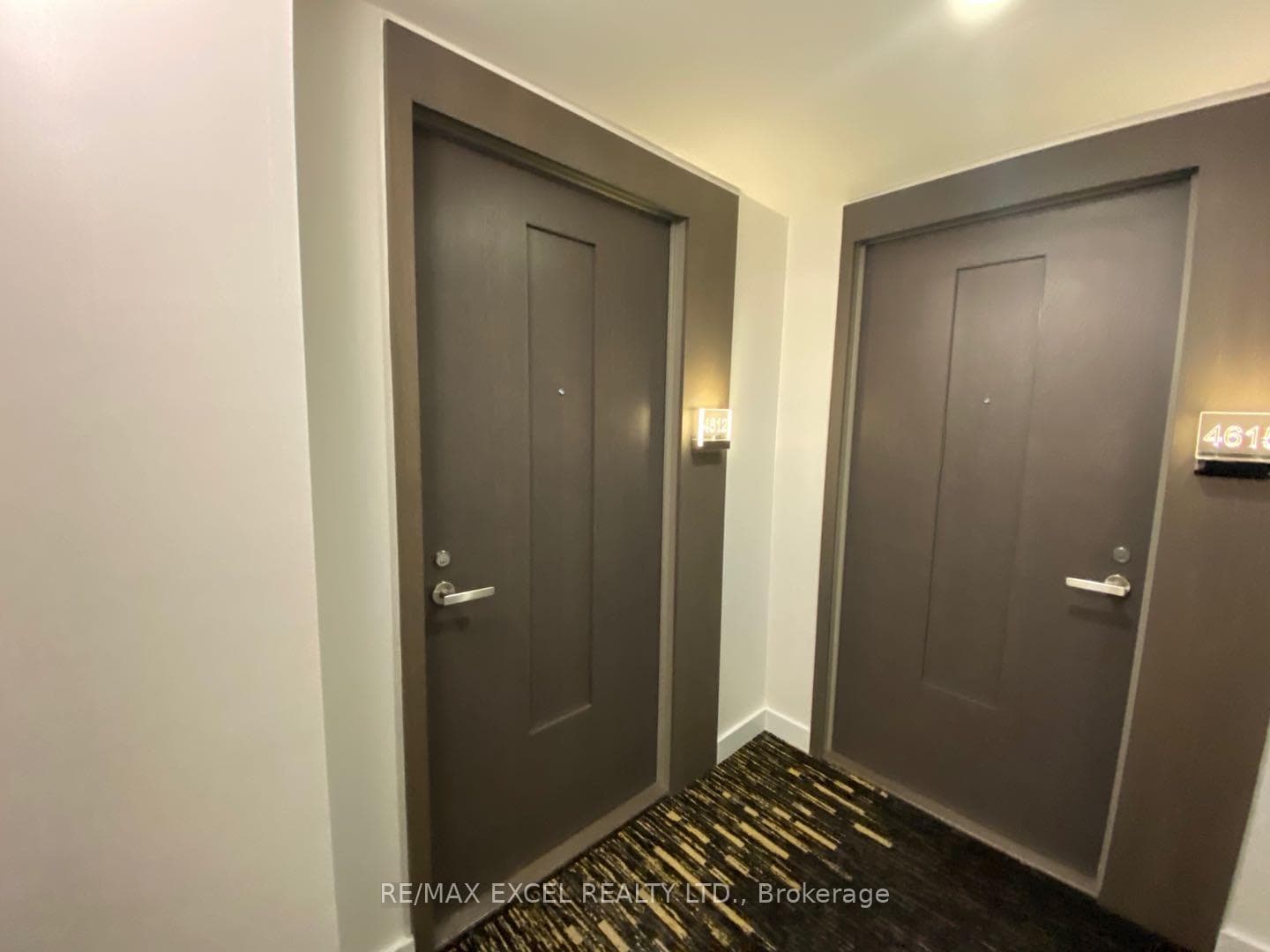 45 Charles Street Unit 4612 photo 2