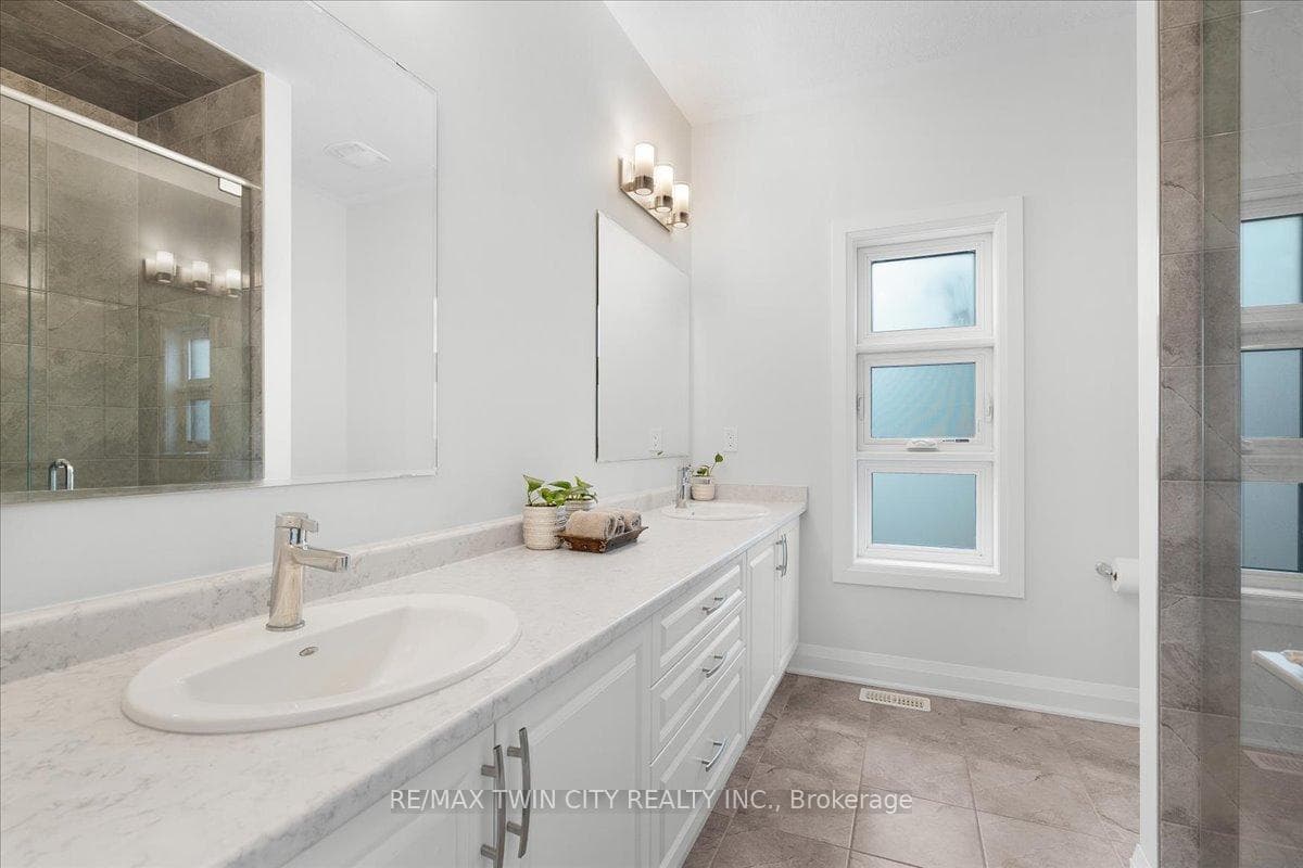 657 Benninger Drive photo 27