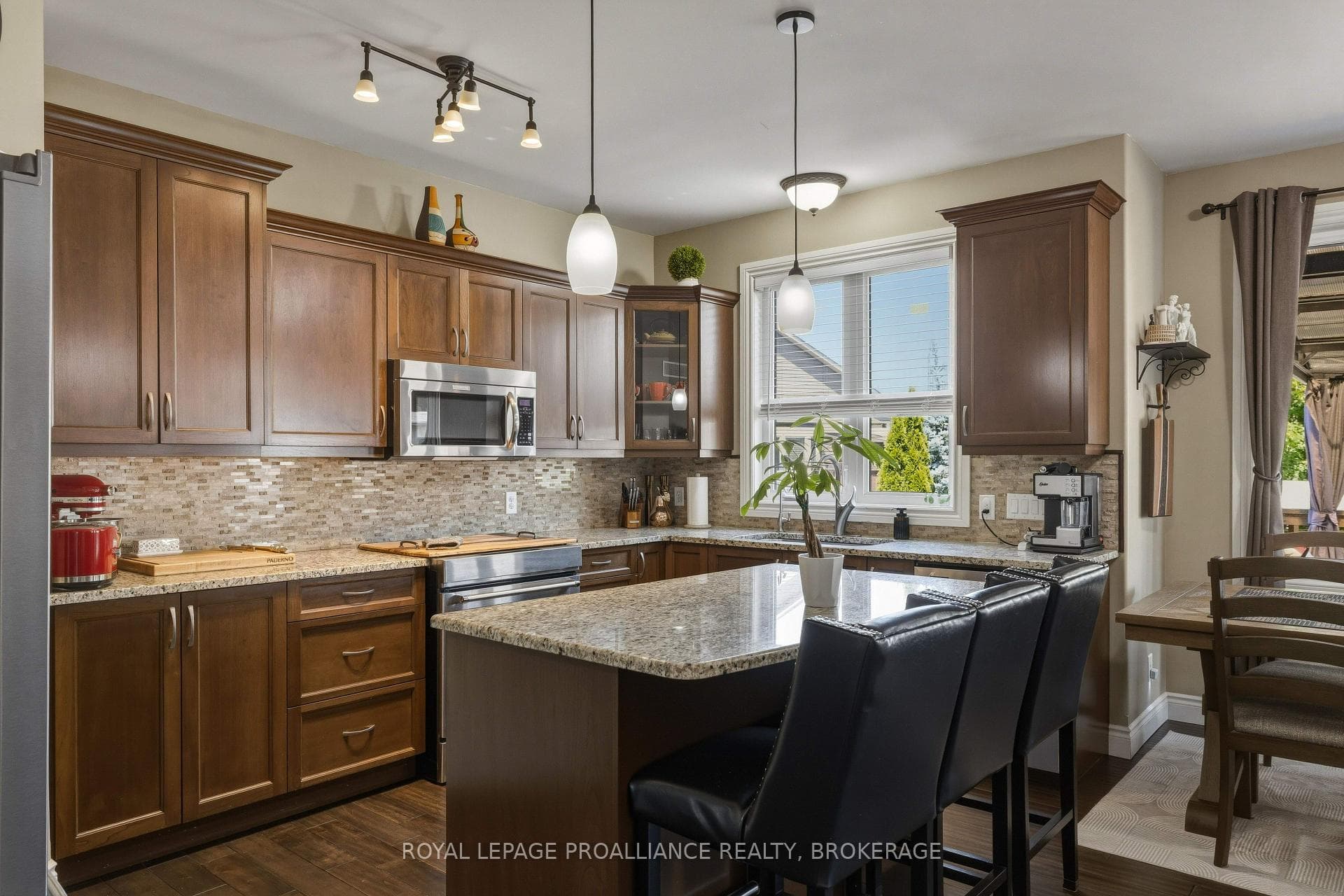 92 Windermere Boulevard photo 13