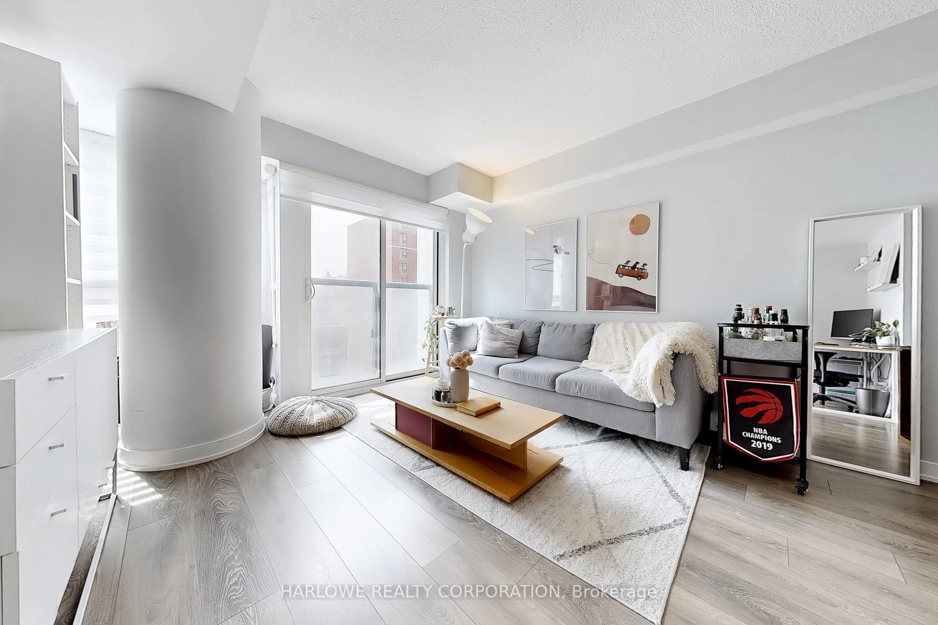87 Peter Street Unit 1005 photo 5