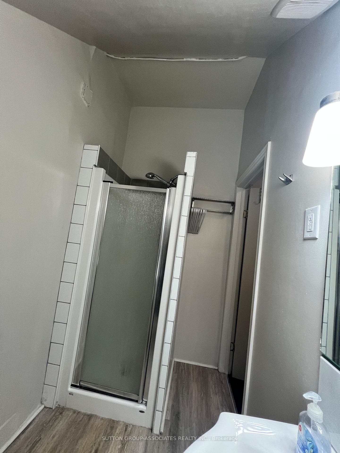 383 Spadina Avenue Unit 2A photo 7
