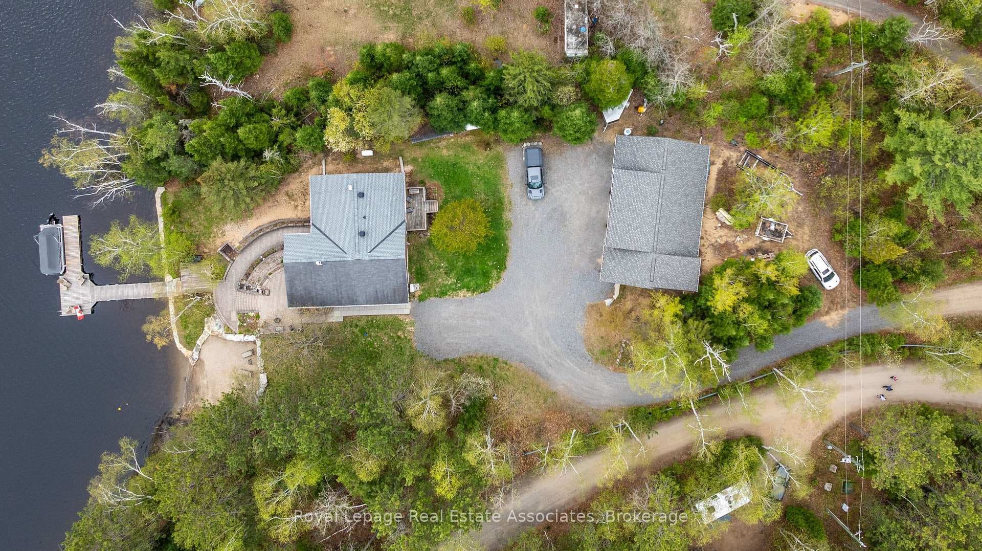 196 Circle Road photo 2