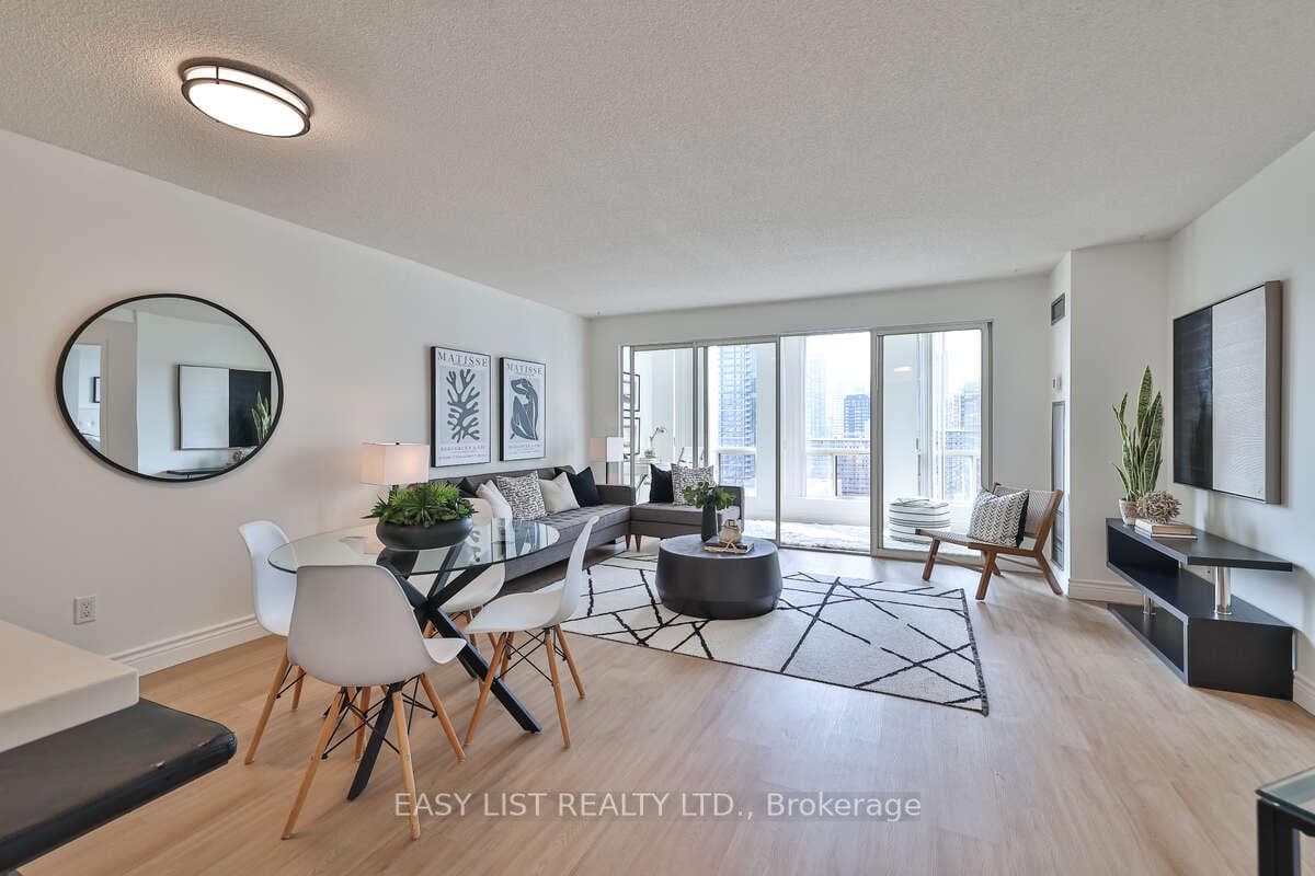 25 Grenville Street Unit 2404 photo 4