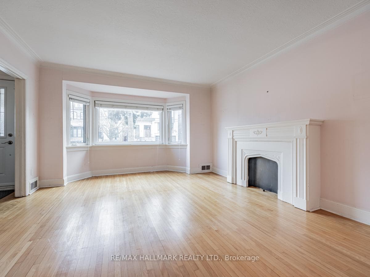 46 Dunblaine Avenue photo 4