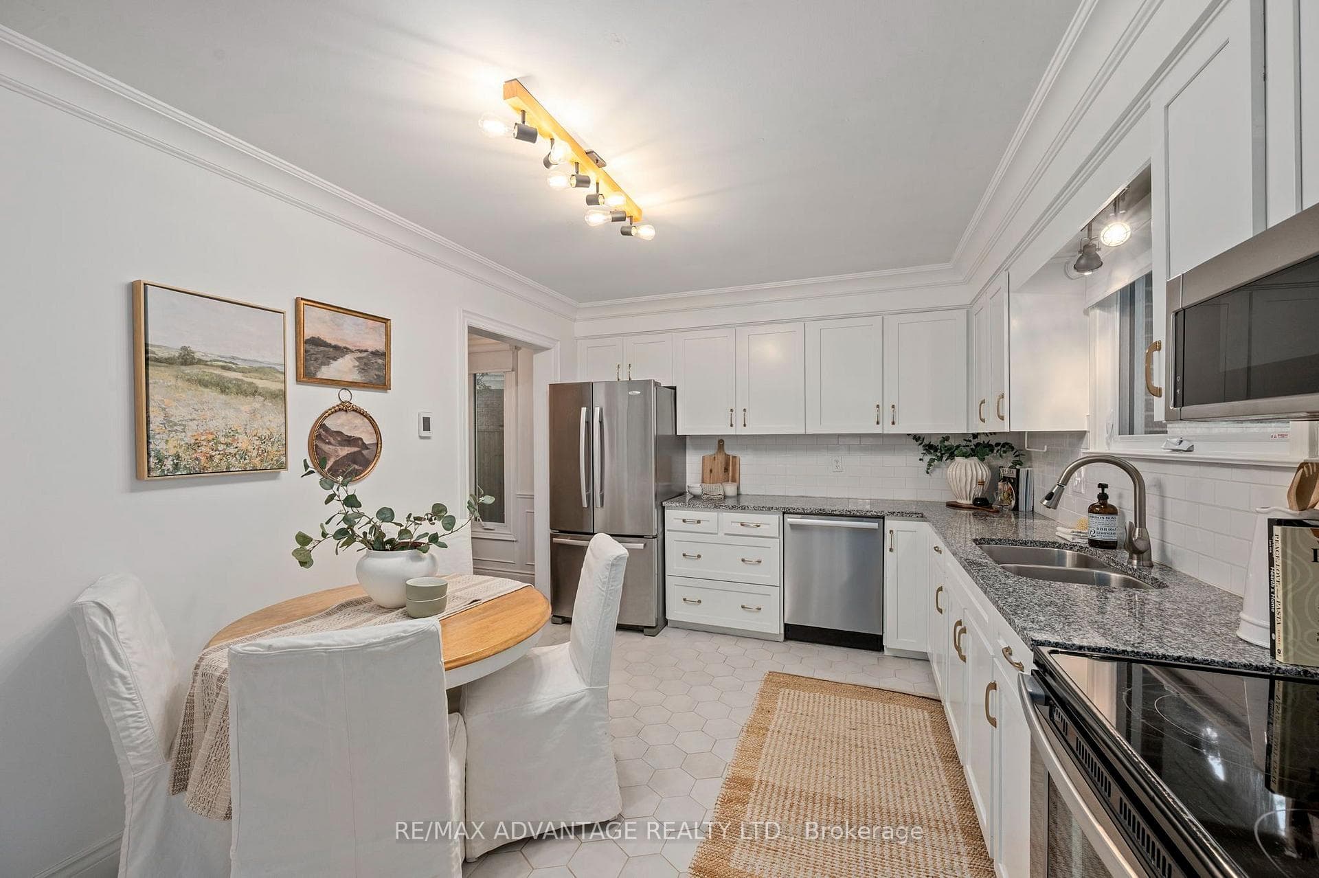 12 Spencer Crescent photo 10