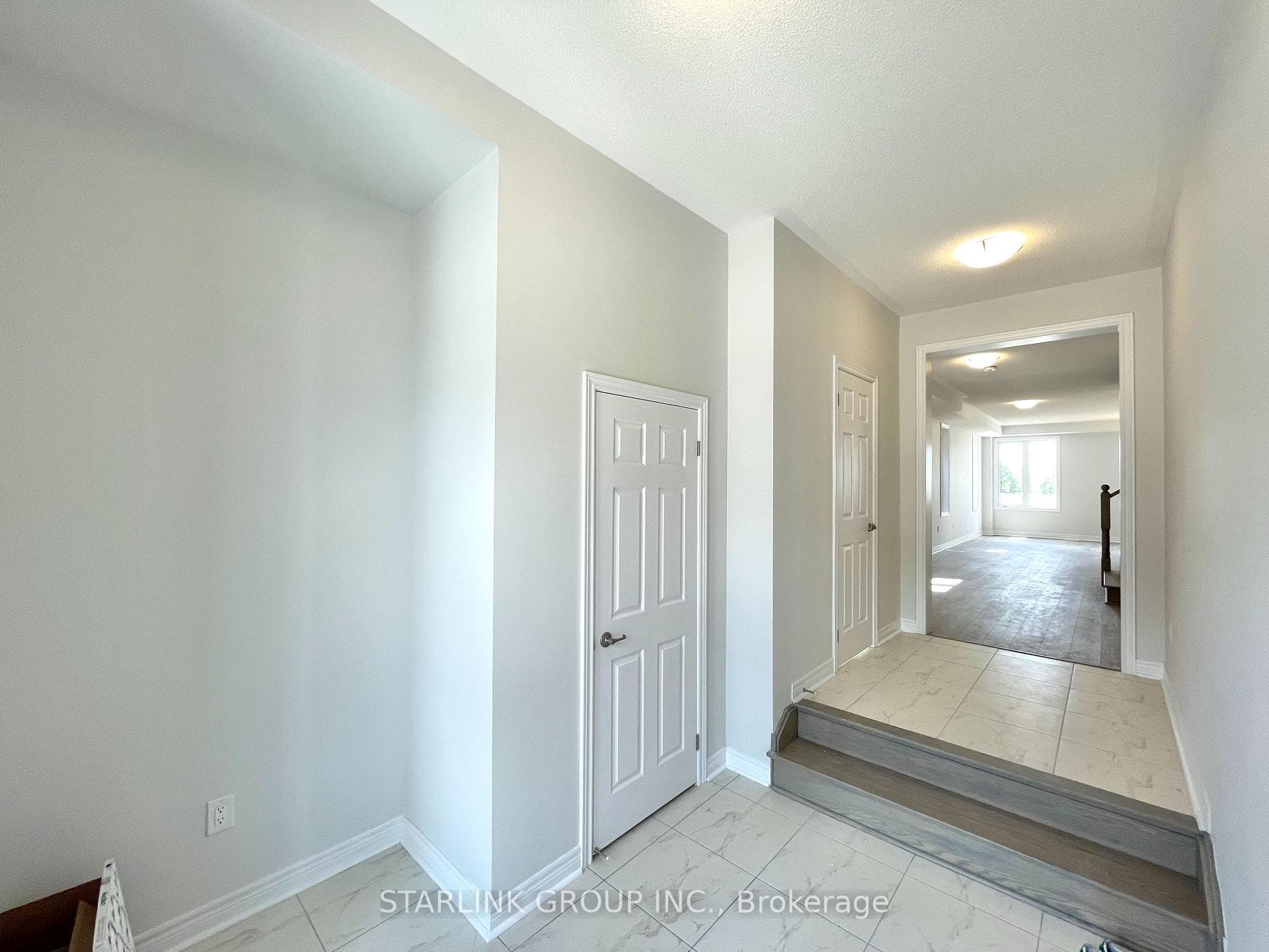 194 Mumbai Drive photo 2
