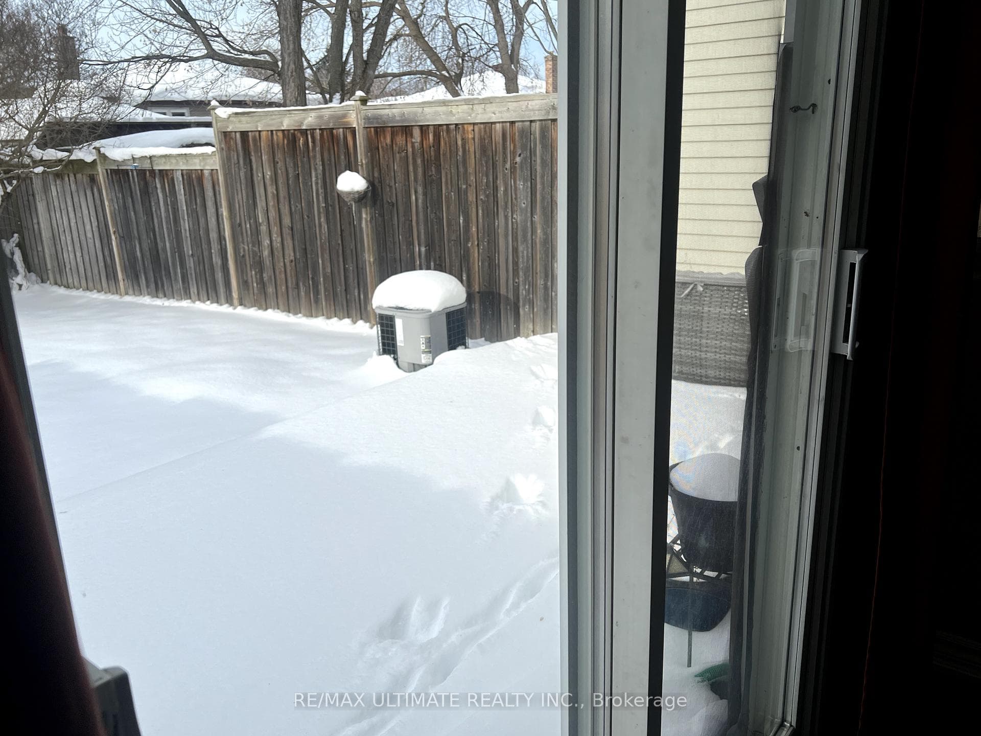 71 Kipling Place photo 24