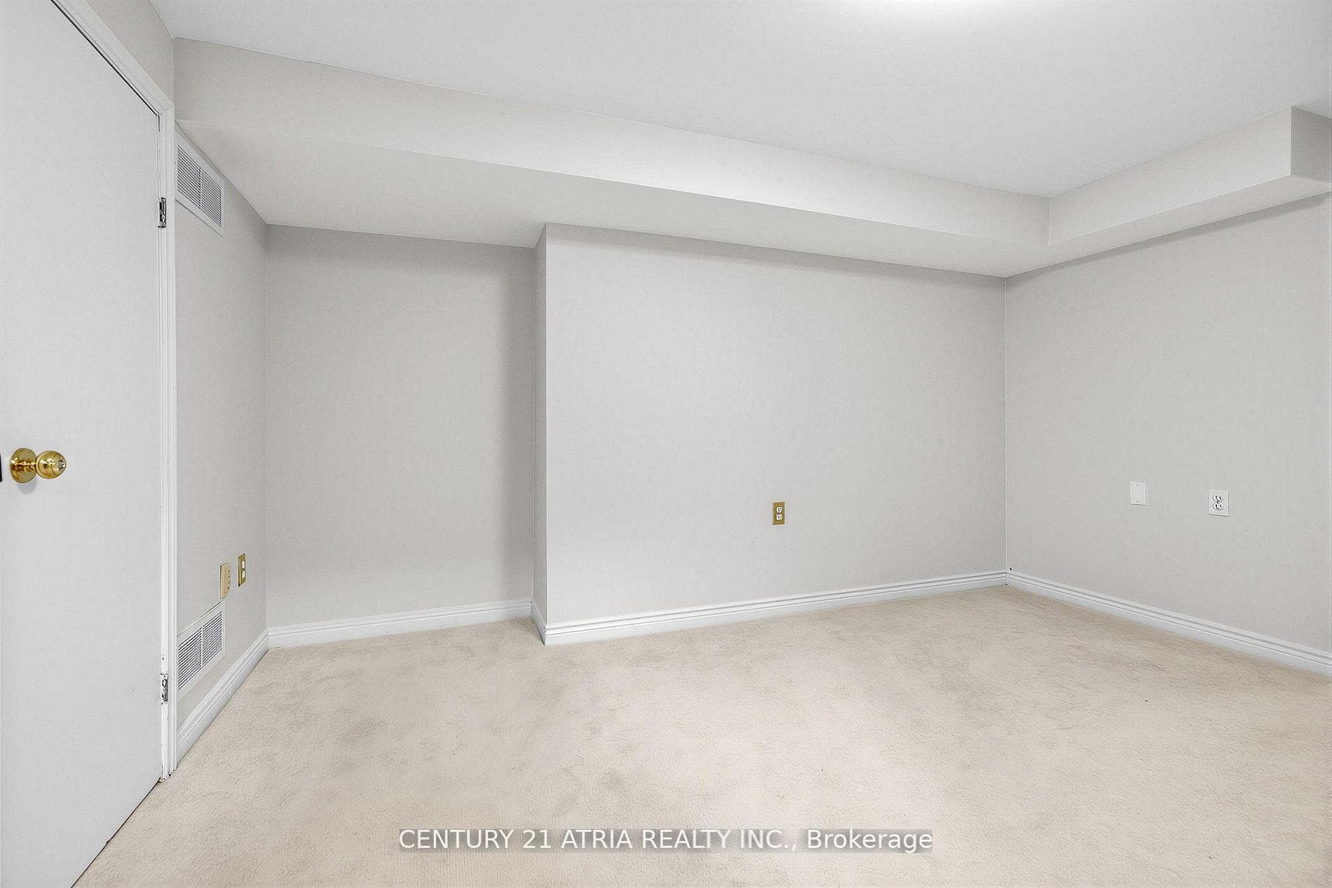 7 Rockport Crescent photo 19