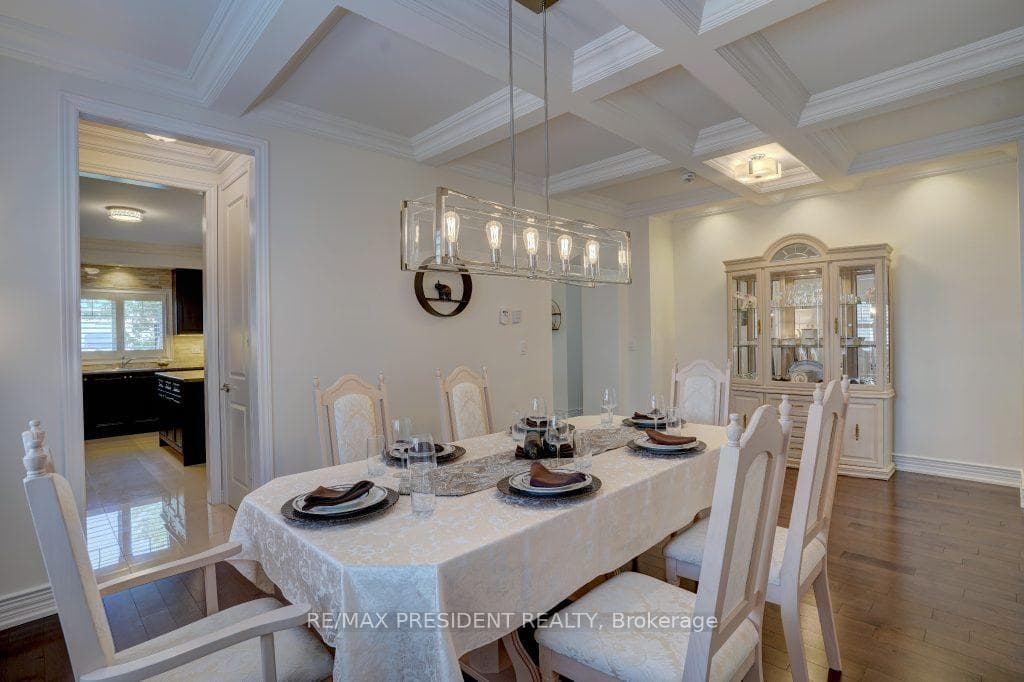 14 Burlwood Road photo 10