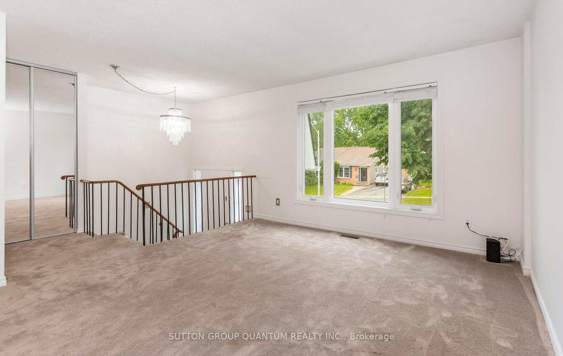 2363 Holyhead Drive photo 6