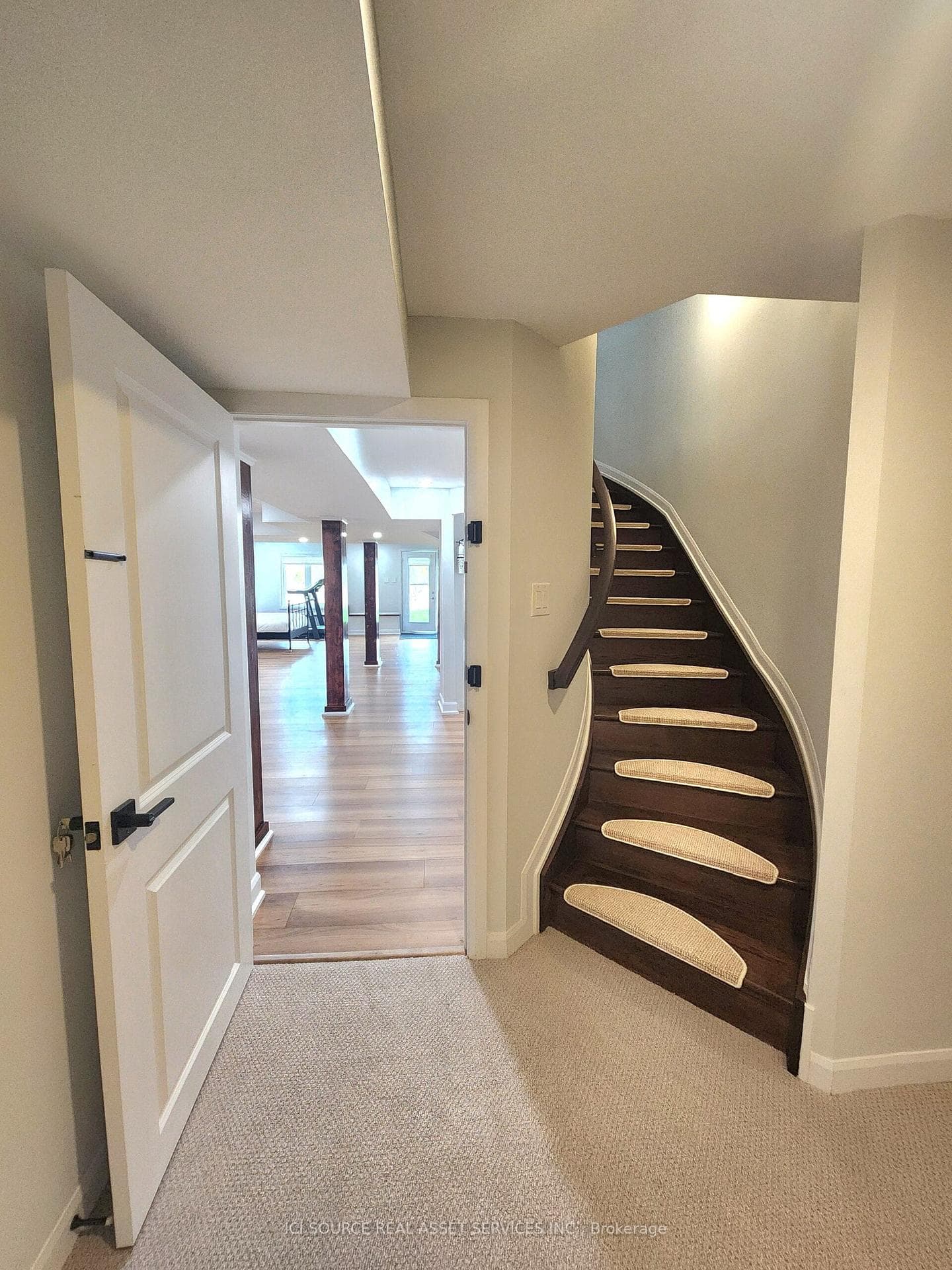733 Coast Circle photo 29