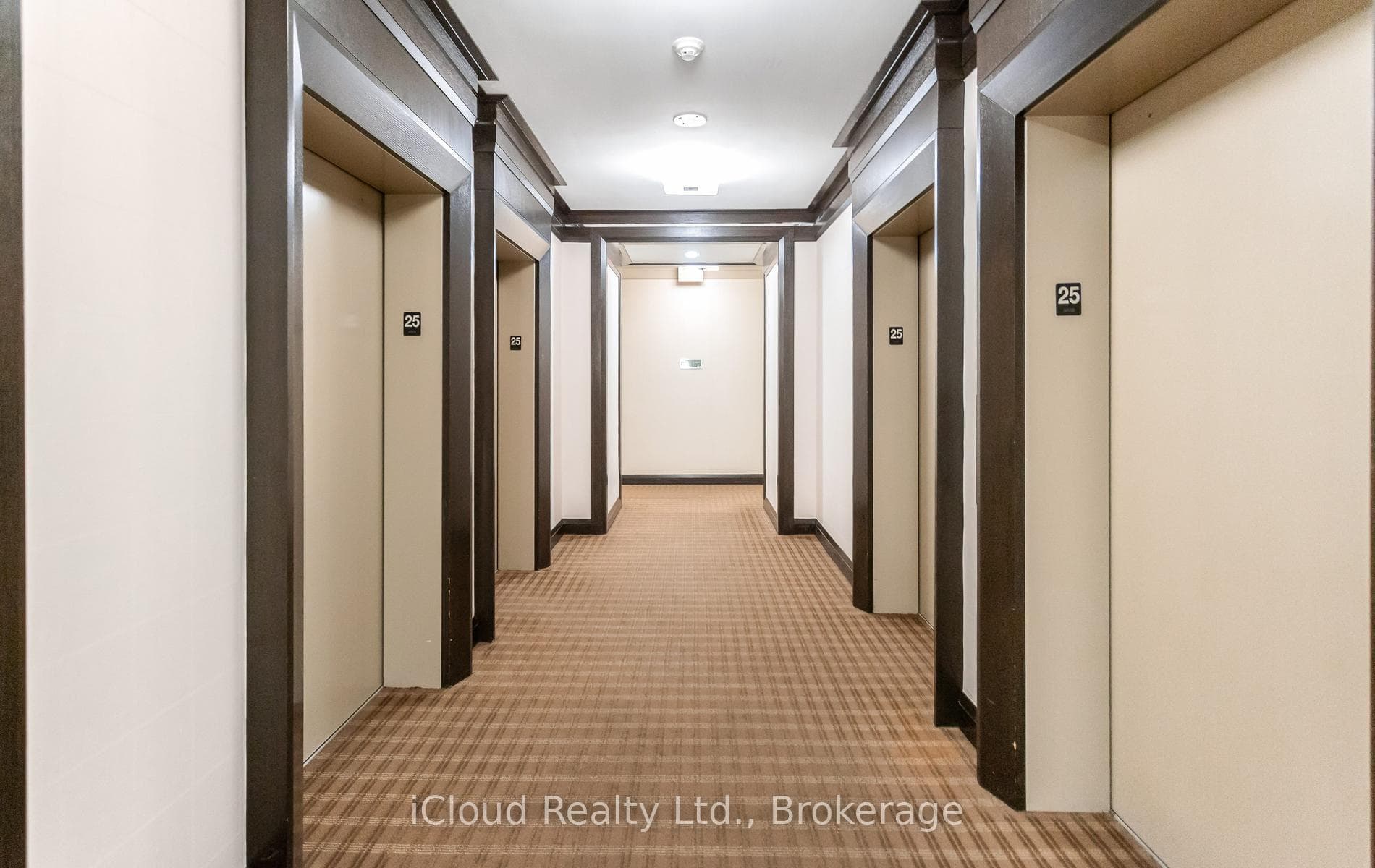 15 Viking Lane Unit 2502 photo 11