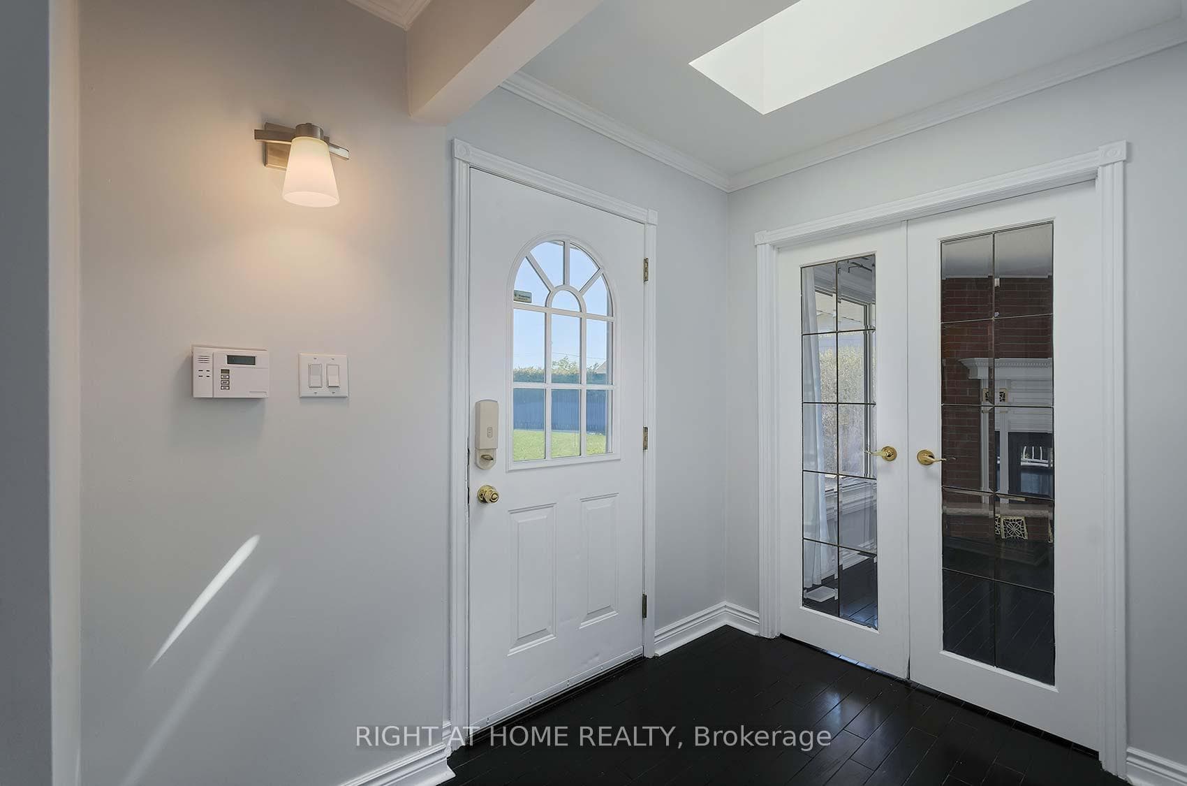 17 Oak Street photo 7