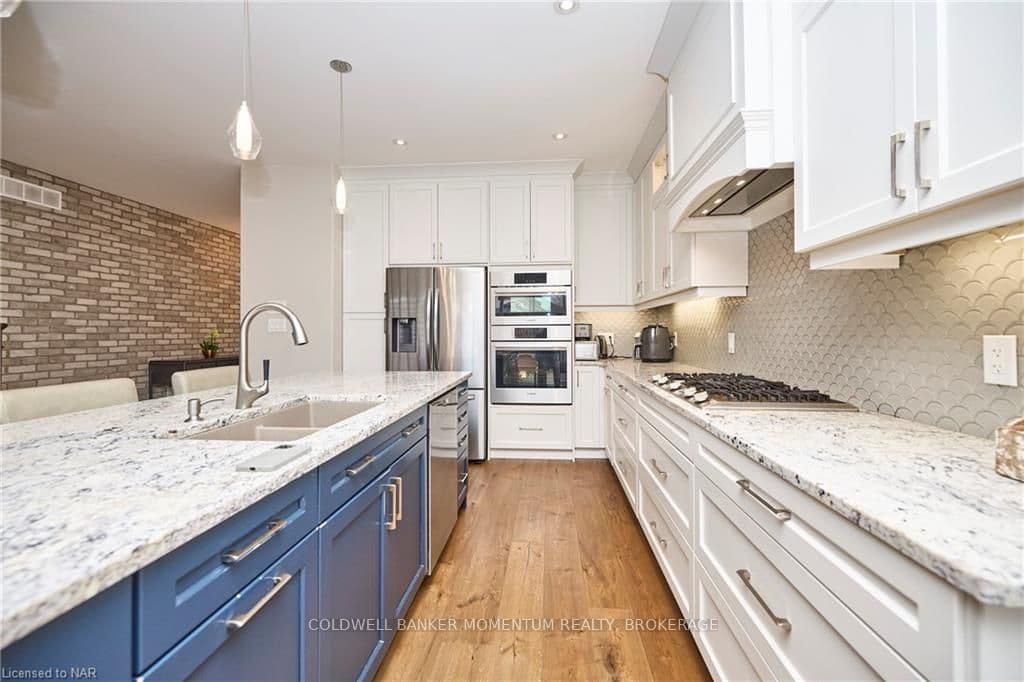 6588 FLORA Court photo 9