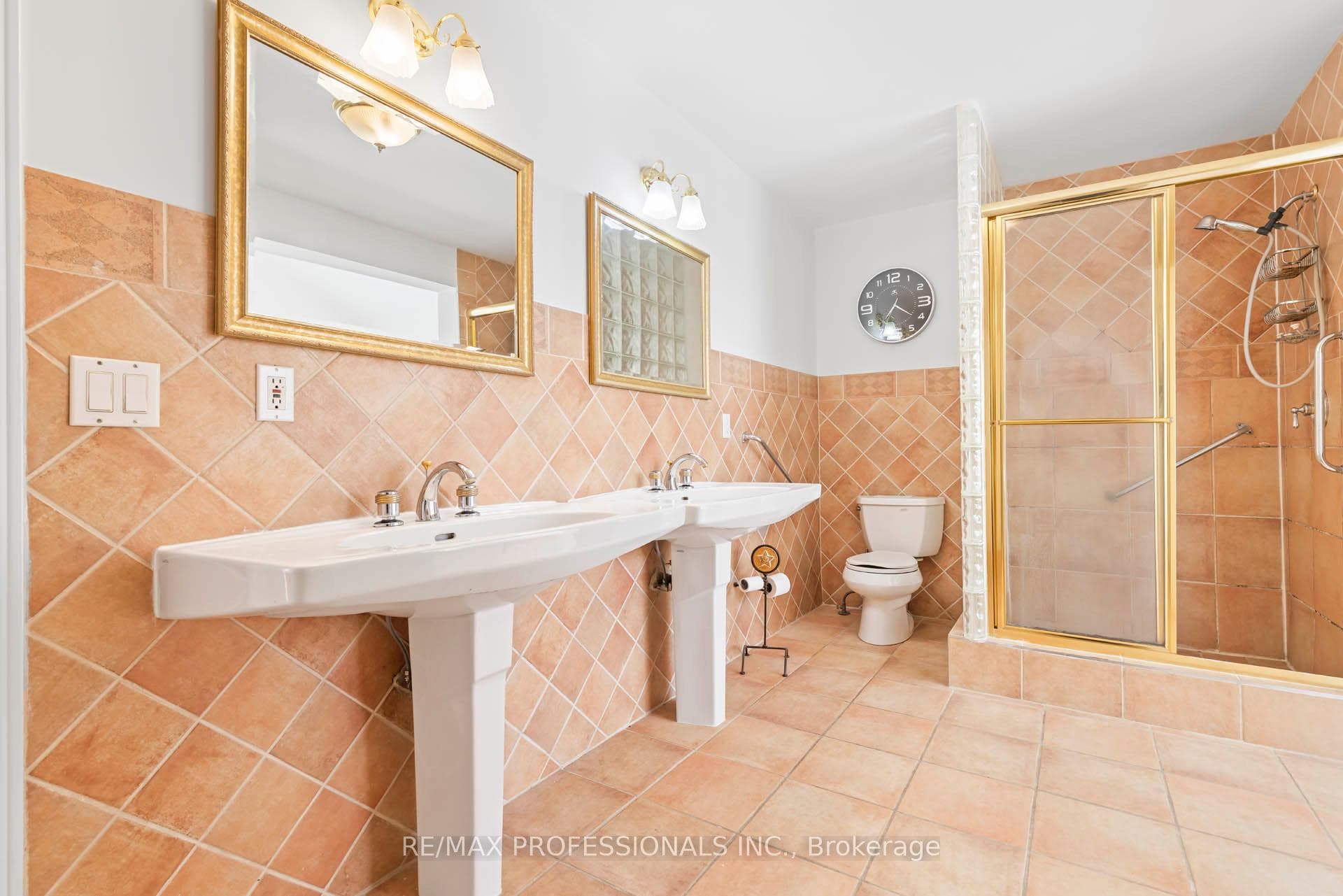 560 Meadow Wood Road photo 21