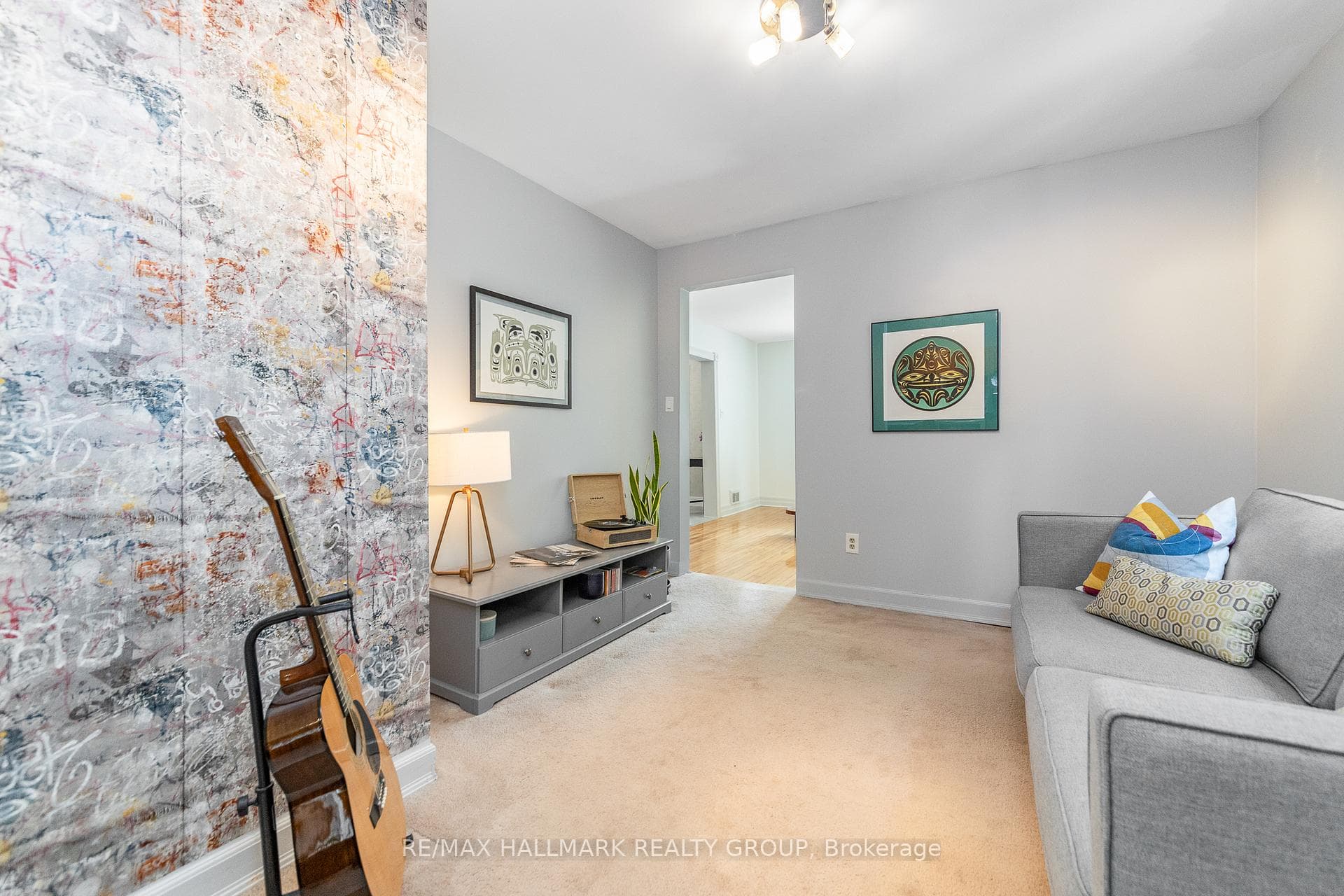 321 Beechgrove Avenue photo 8