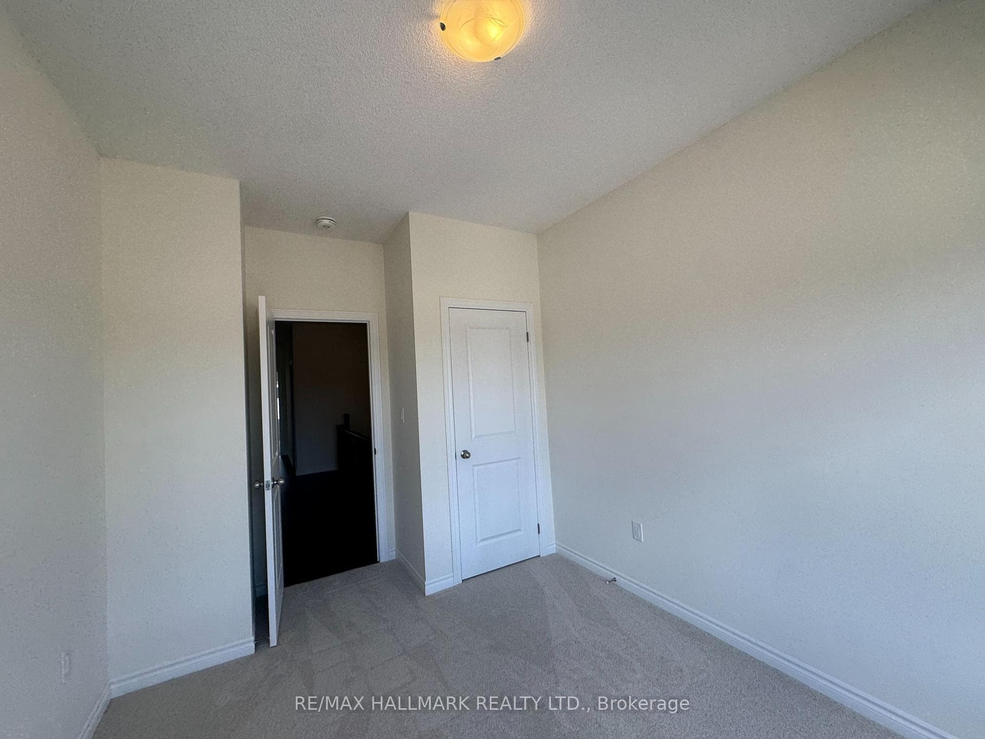 8 Haldimand Street photo 27