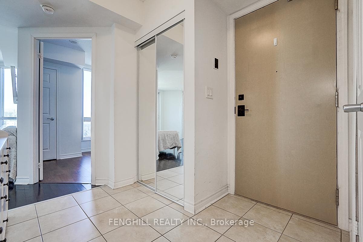 18 Holmes Avenue Unit 2610 photo 3