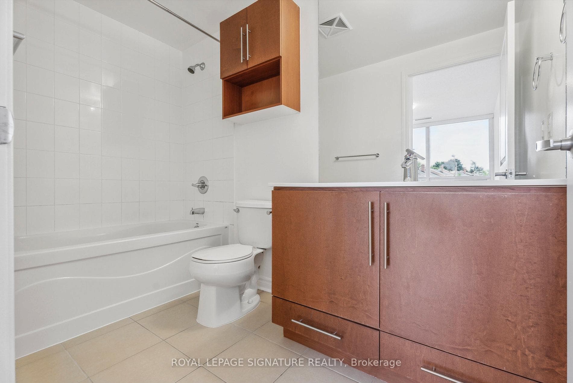 2885 Bayview Avenue Unit 214 photo 13
