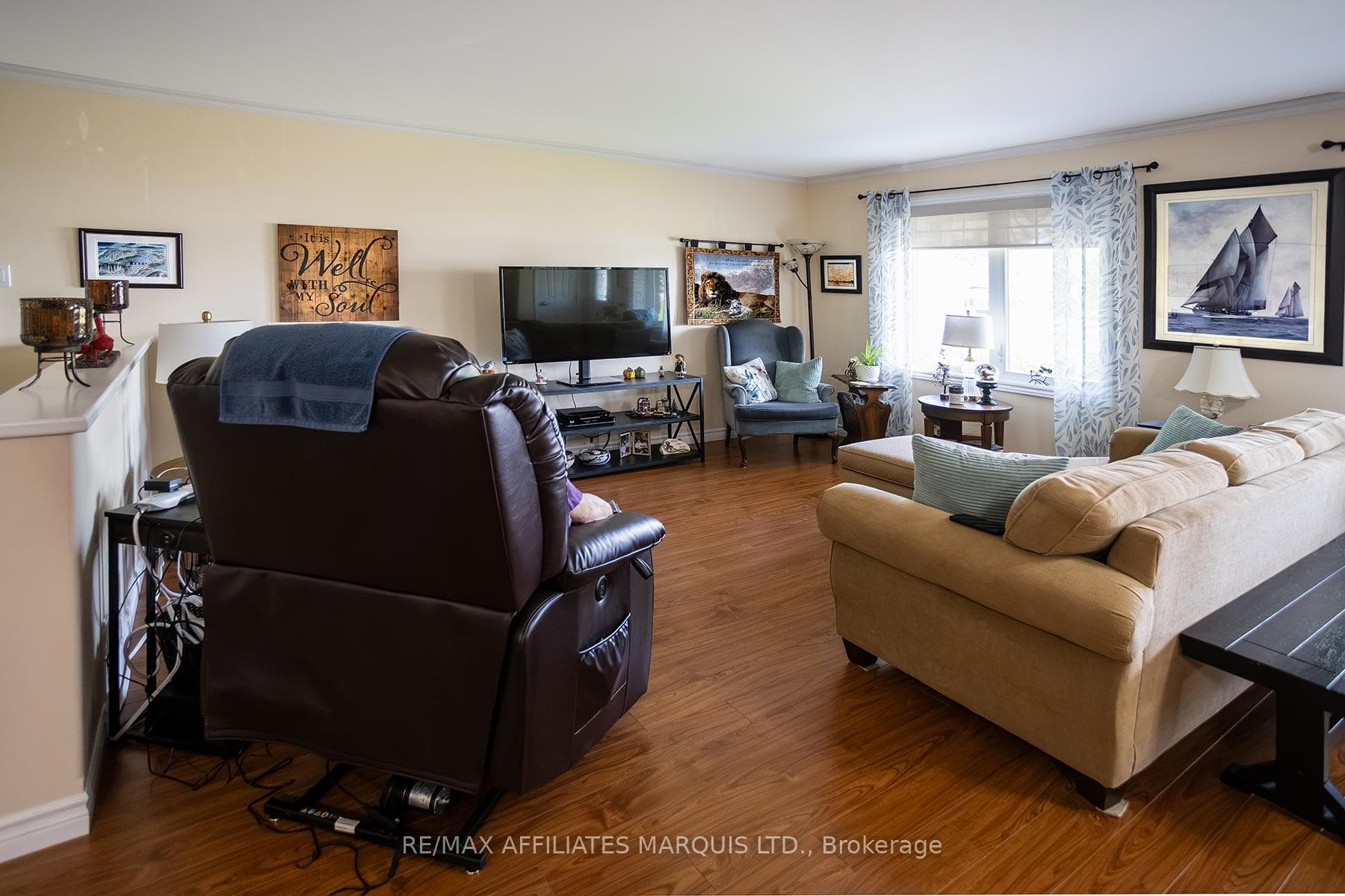 12057 LAKESHORE Drive photo 10