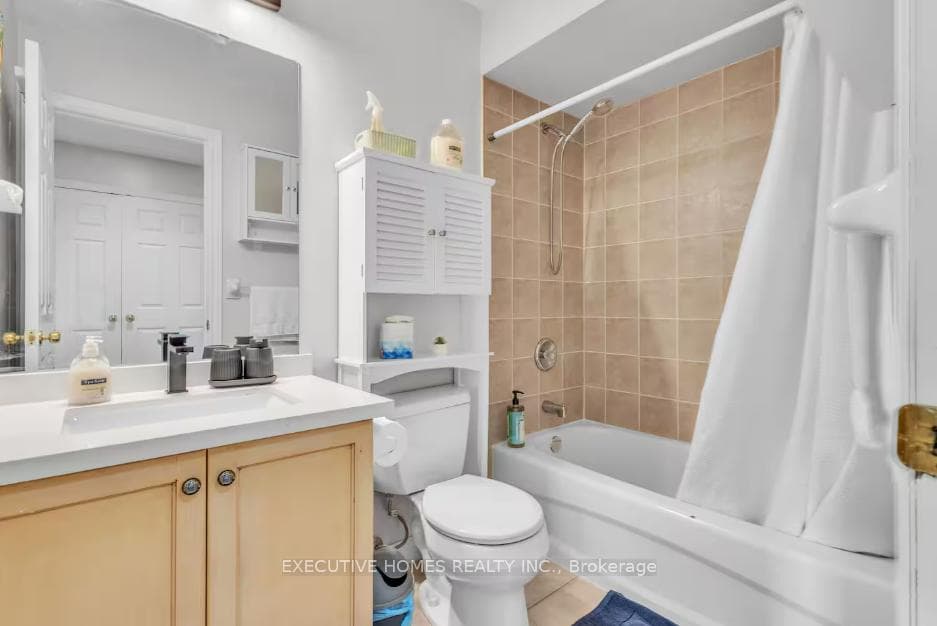 1245 Stephenson Drive Unit 17 photo 29