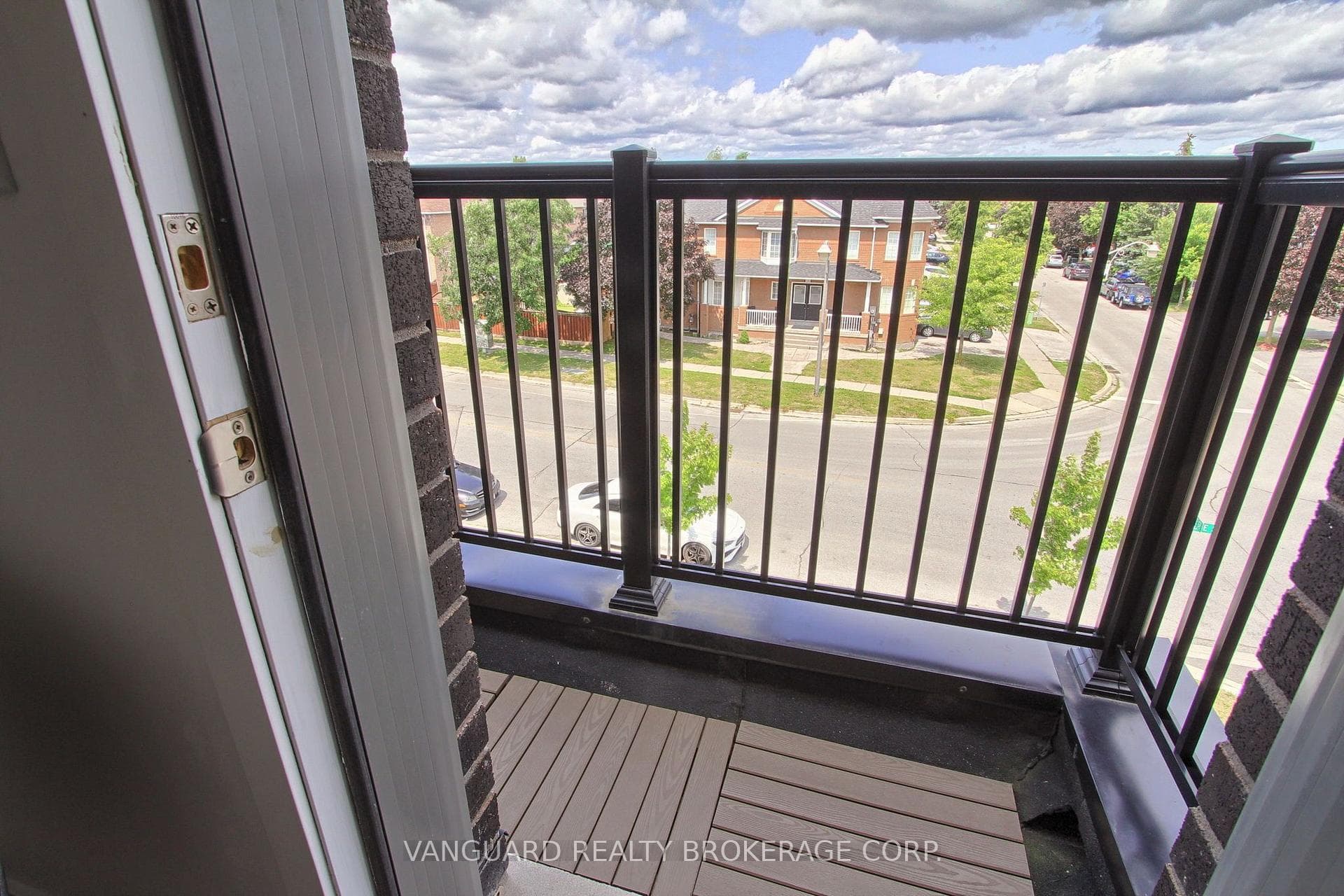 146 Landsbridge Street photo 24