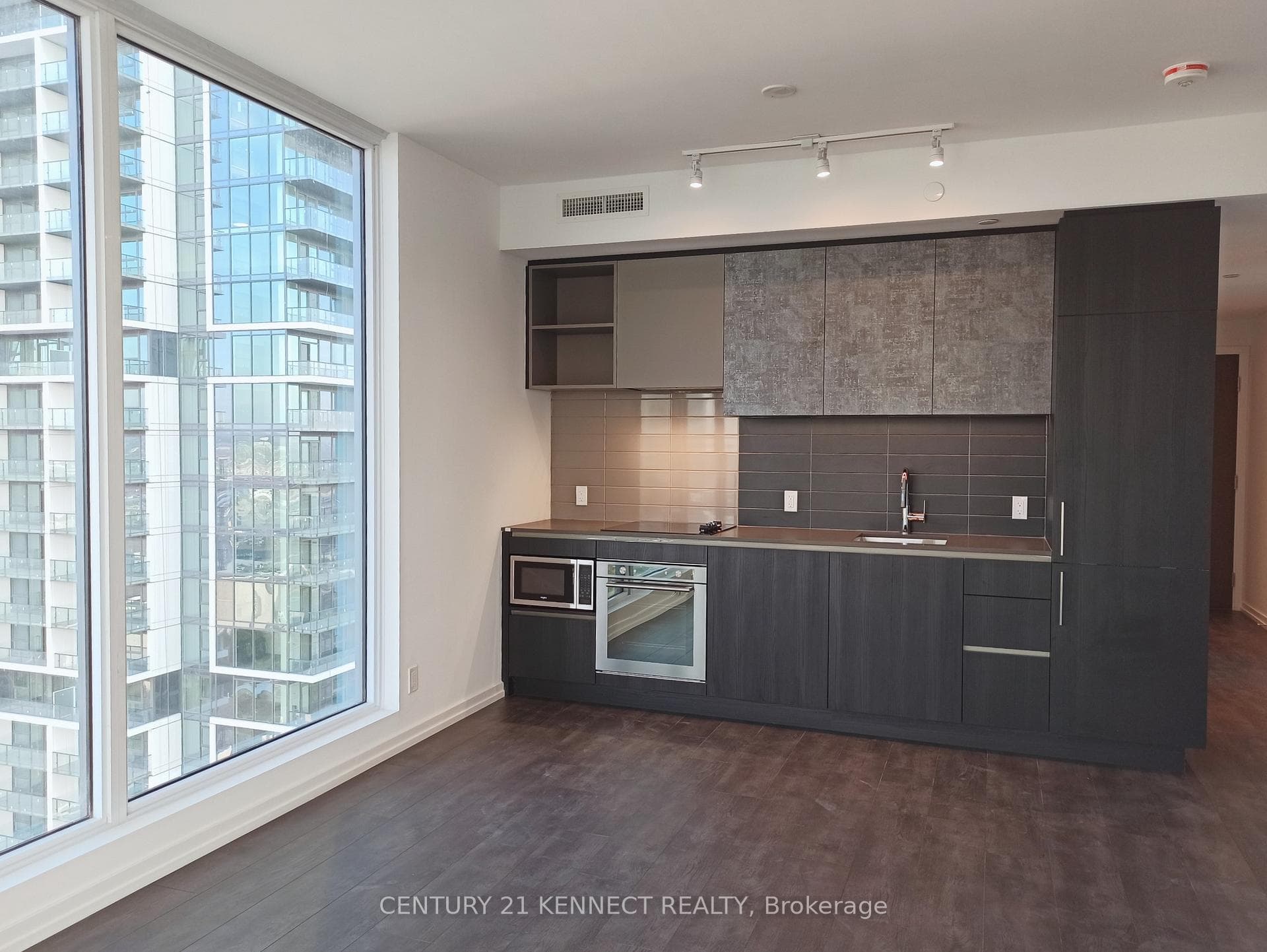 1000 Portage Parkway Unit 3003 photo 4
