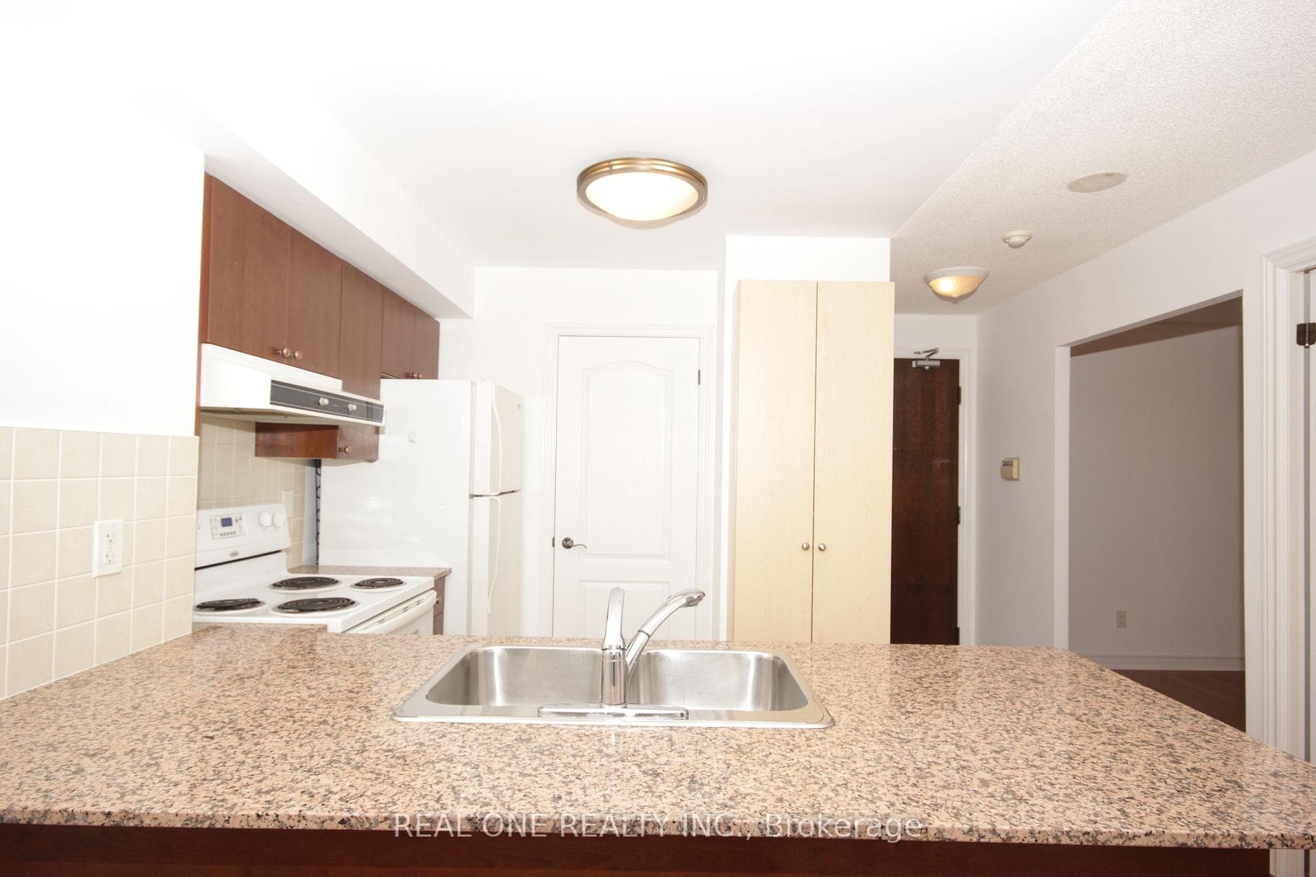 15 North Park Road Unit 803 photo 11