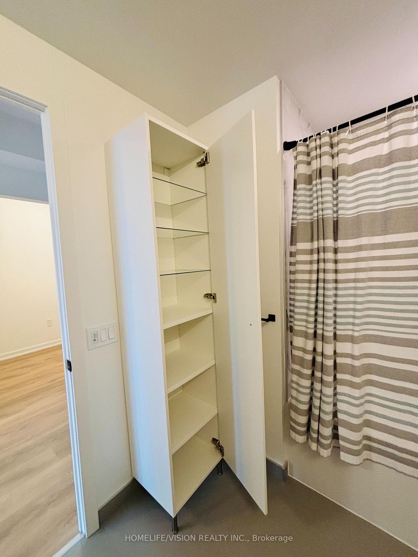 10 Graphophone Grove Unit 1608 photo 19