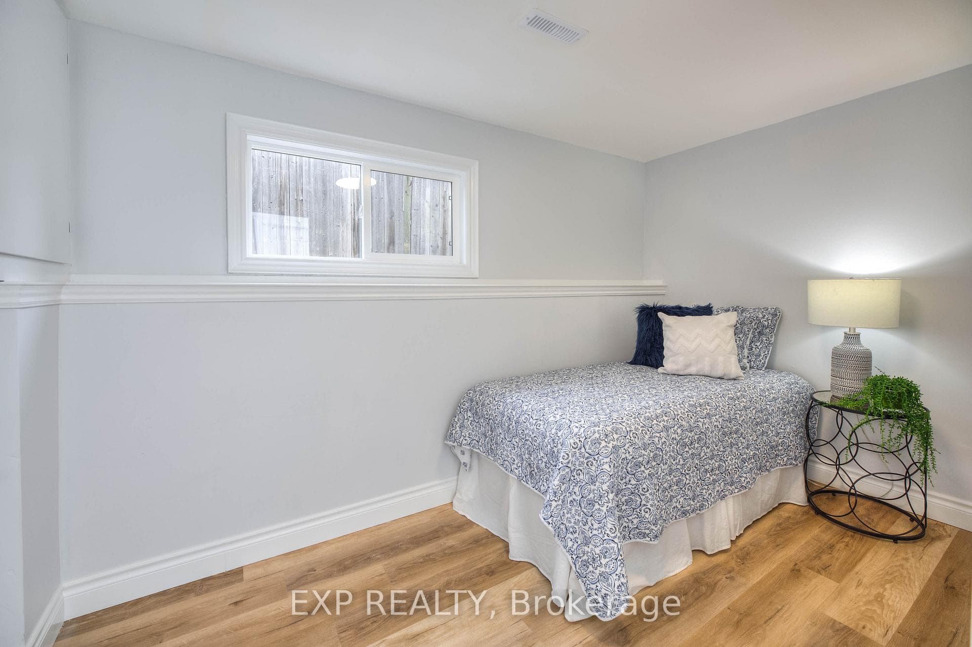 995 Langs Circle photo 13