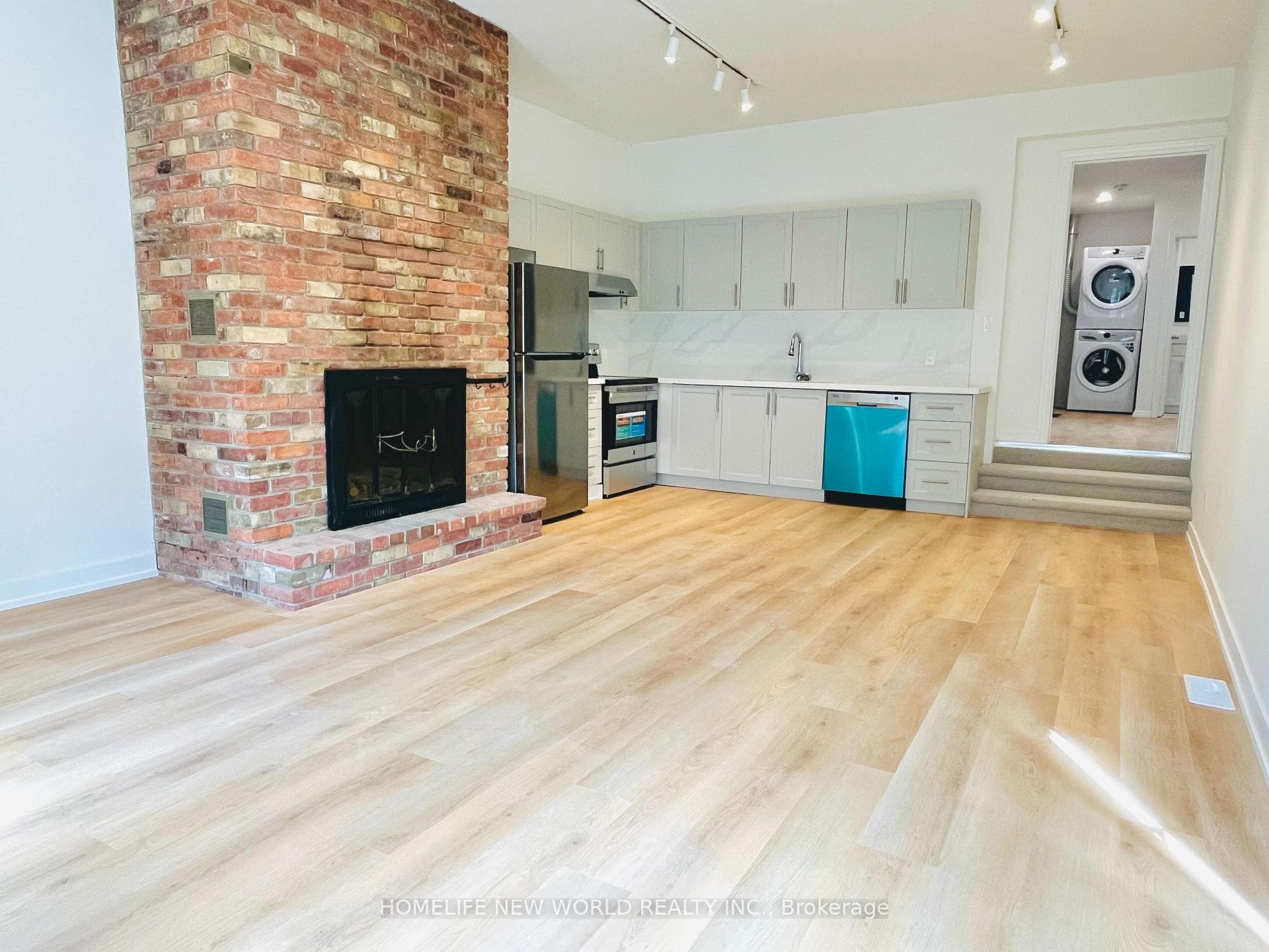 215 dunview Avenue Unit BACK photo 7