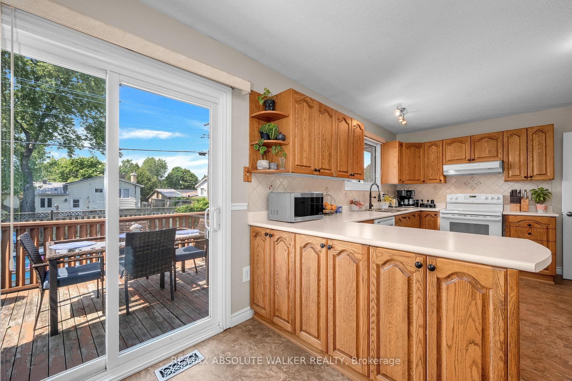 337 Roxdale Avenue photo 16