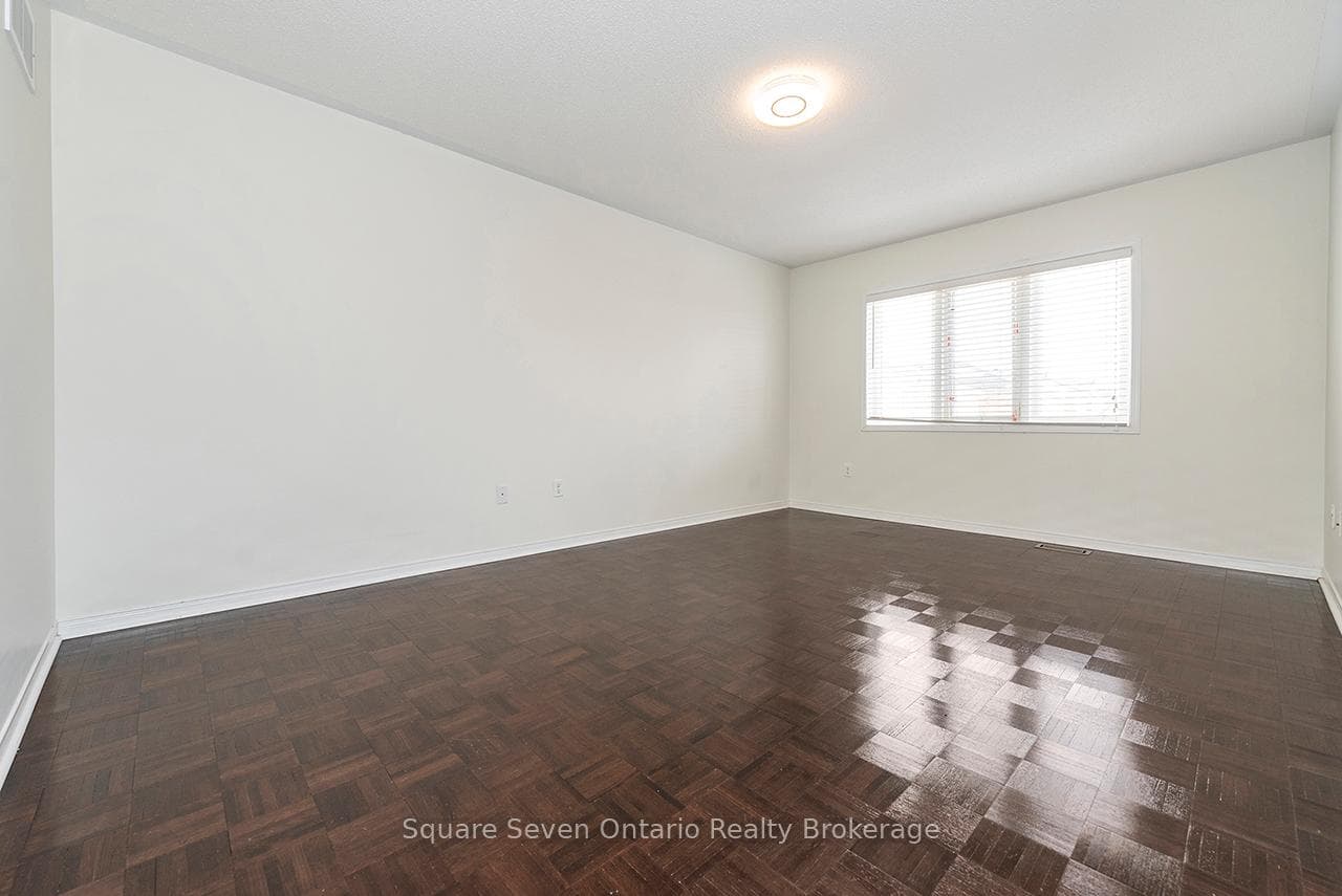 391 Vellore Park Avenue photo 32