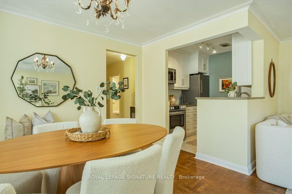 30 Elm Avenue Unit 203 photo 8